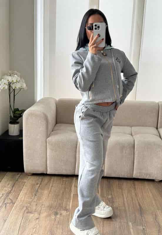 CONJUNTO LOUIS VUITTON GRIS - miniatura 1