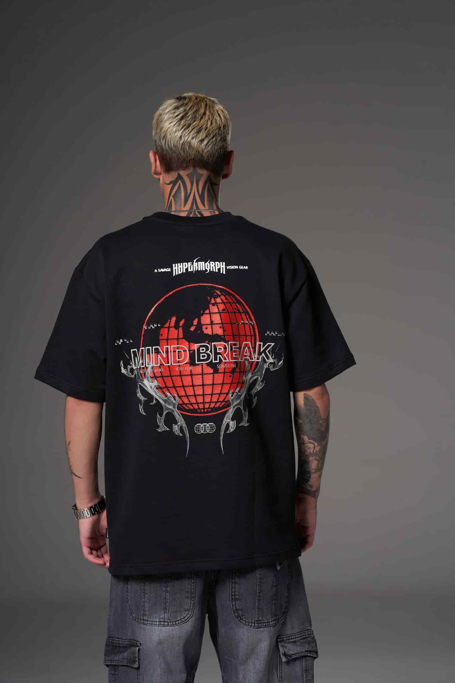 T shirt hyper red world negra  300 gramos - miniatura 2