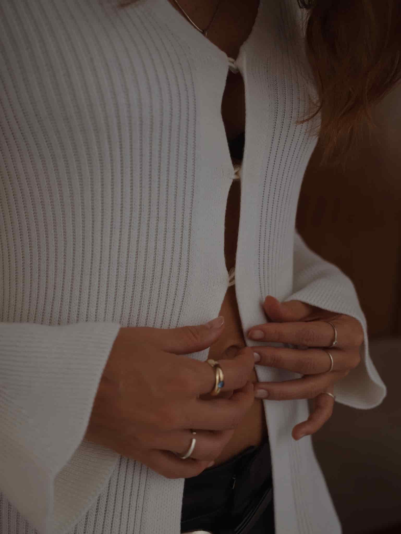 NOT SO MODEST CARDIGAN - SOFT WHITE - miniatura 3