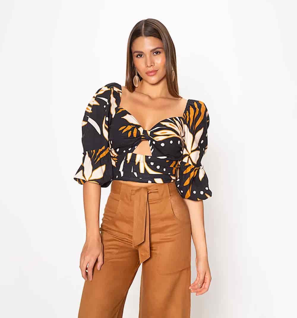 Blusa manga 3/4 con cordon en espalda - miniatura 3