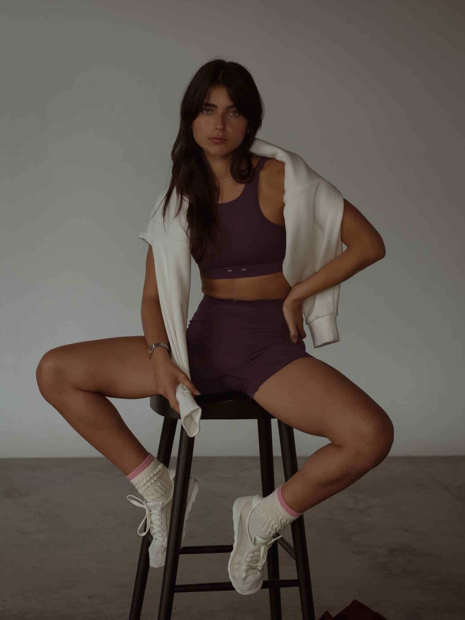 HIGH-PERFORMANCE SEAMLESS CROP TOP - CRANBERRY - miniatura 3