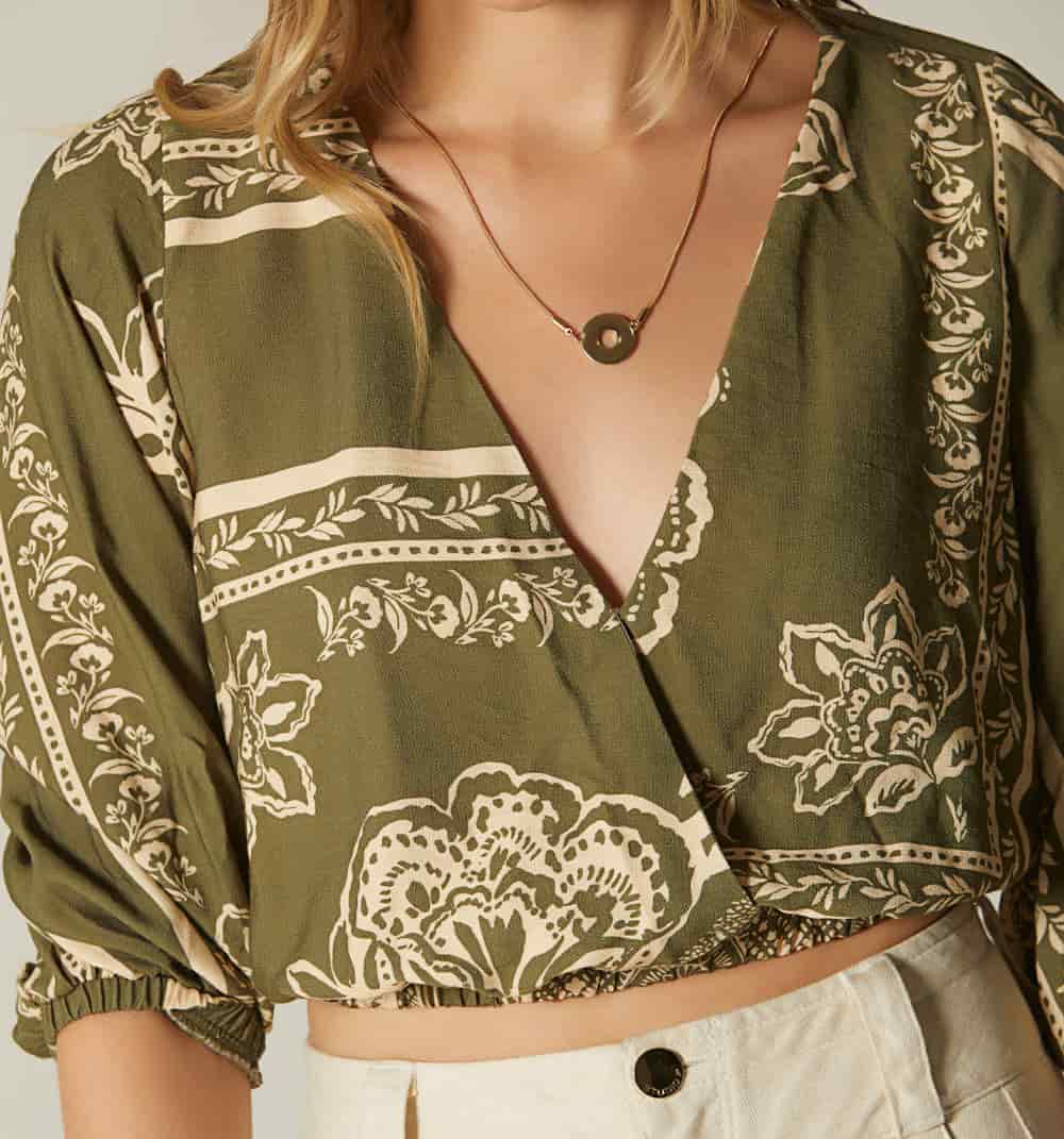 Blusa cruzada manga 3/4 - miniatura 3