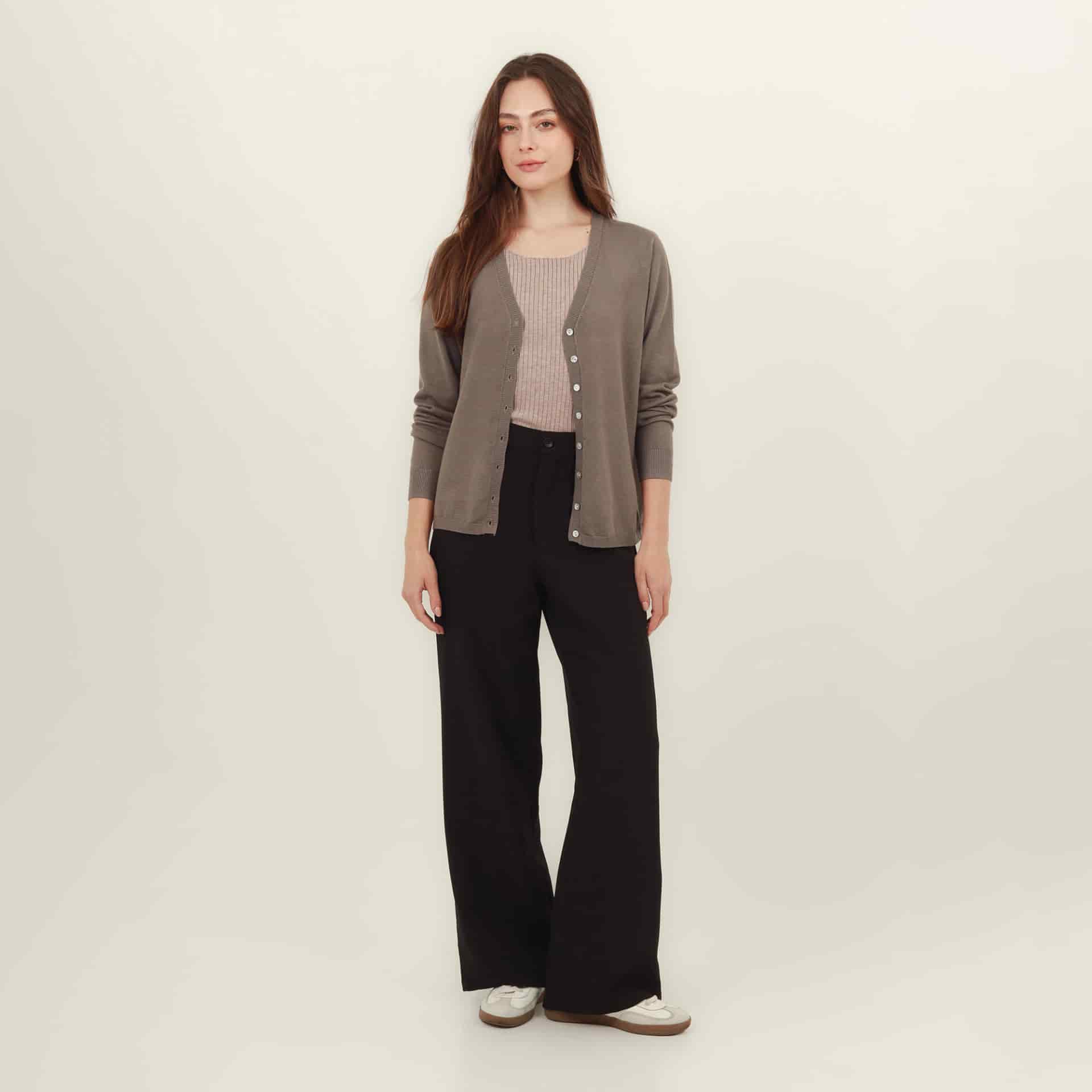 Blusa top cuello redondo con tirantes finos - miniatura 7