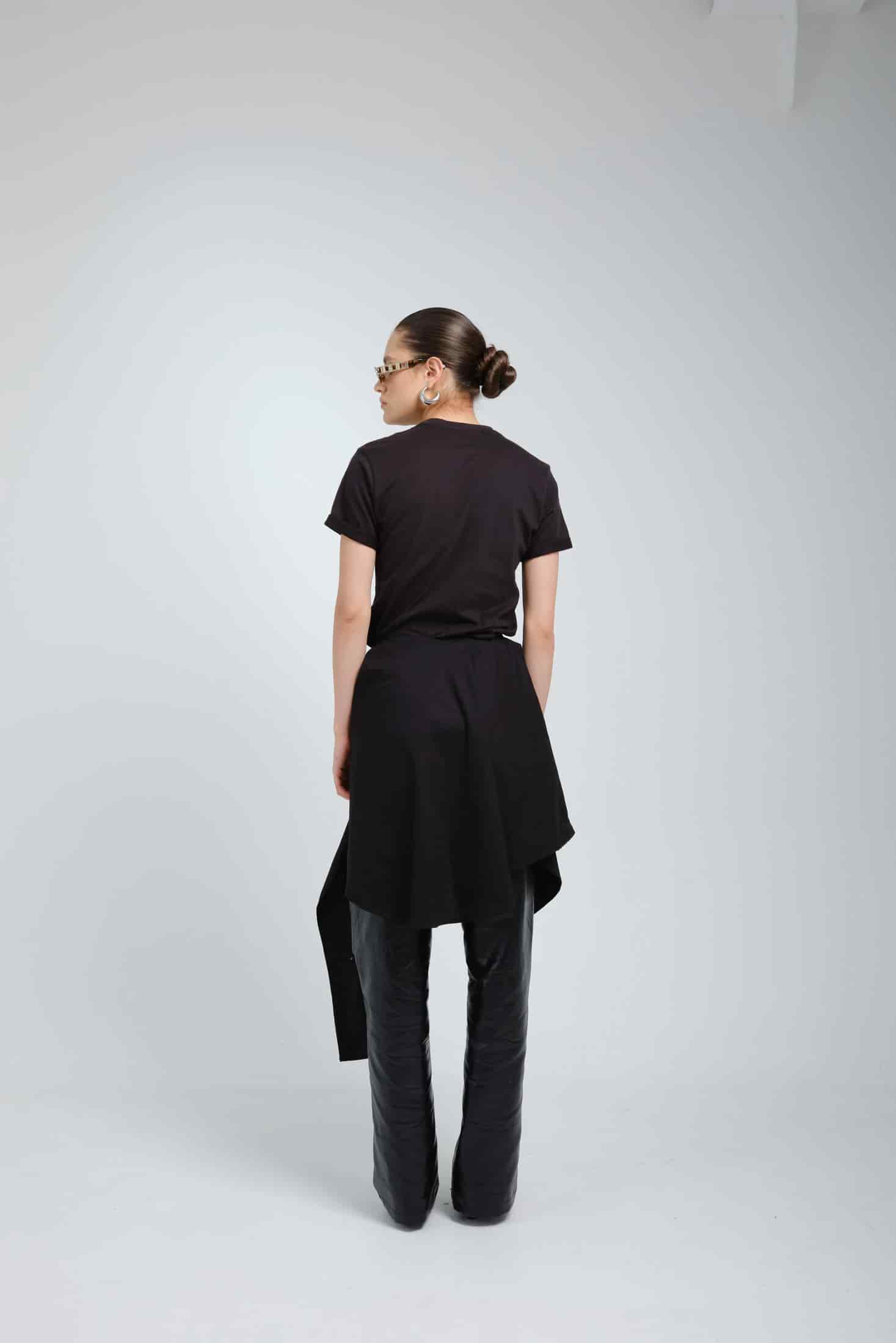 CAMISETA RADIA NEGRA - miniatura 2