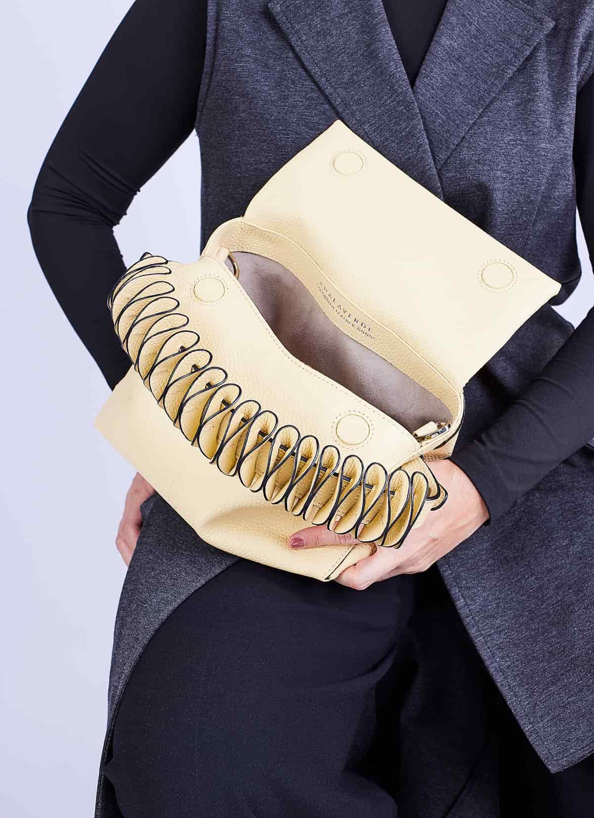 Ana hobo bag - Nueva correa Ondas Amarillo mantequilla - miniatura 2