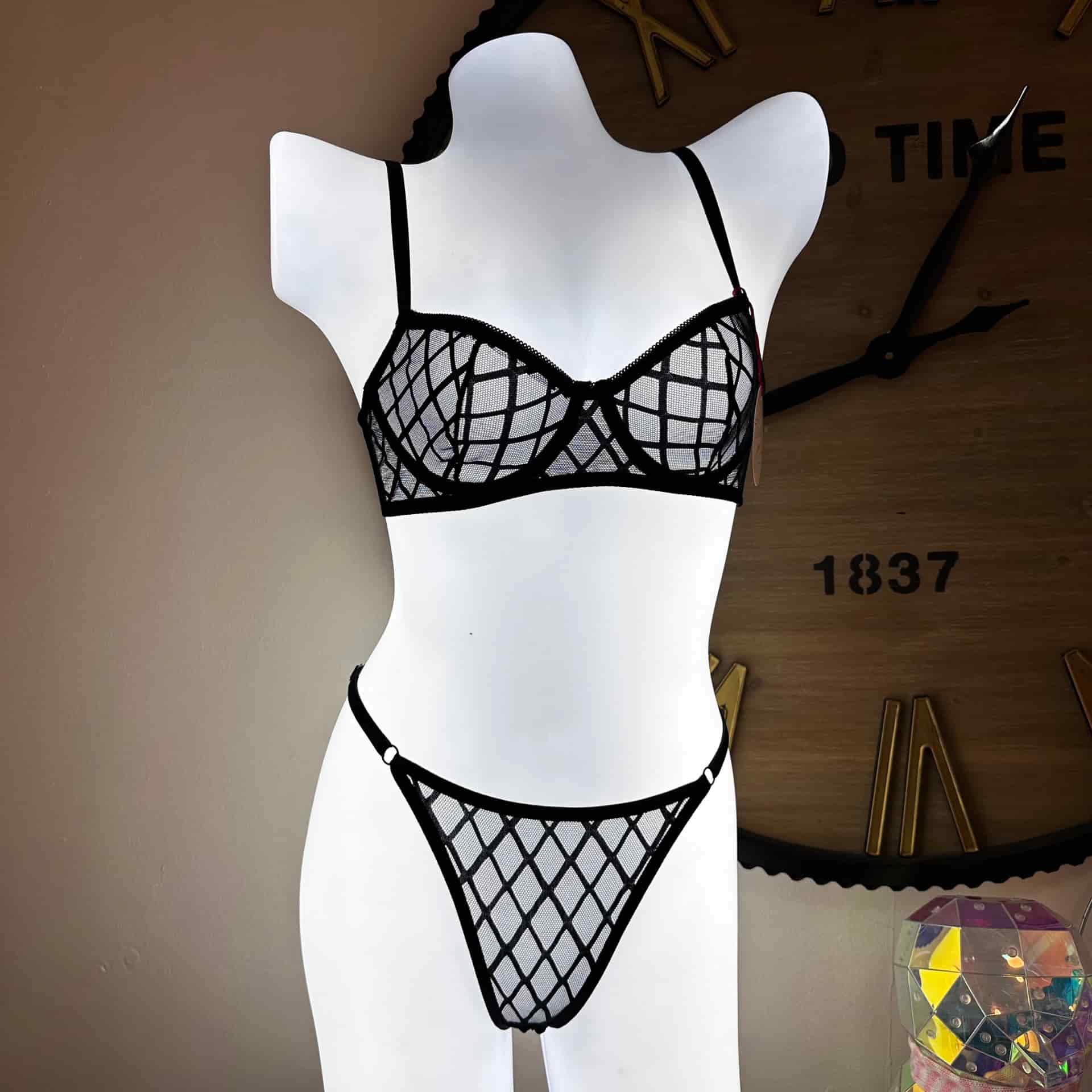 Conjunto Lexis negro, desde - miniatura 1