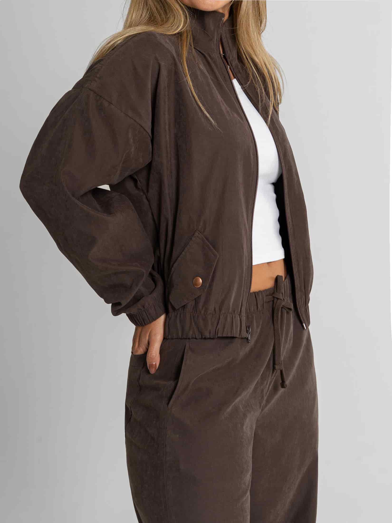 Ref: 0610663 Chaqueta, tejido plano liviano, cuello alto, con cremallera, tono café - miniatura 3