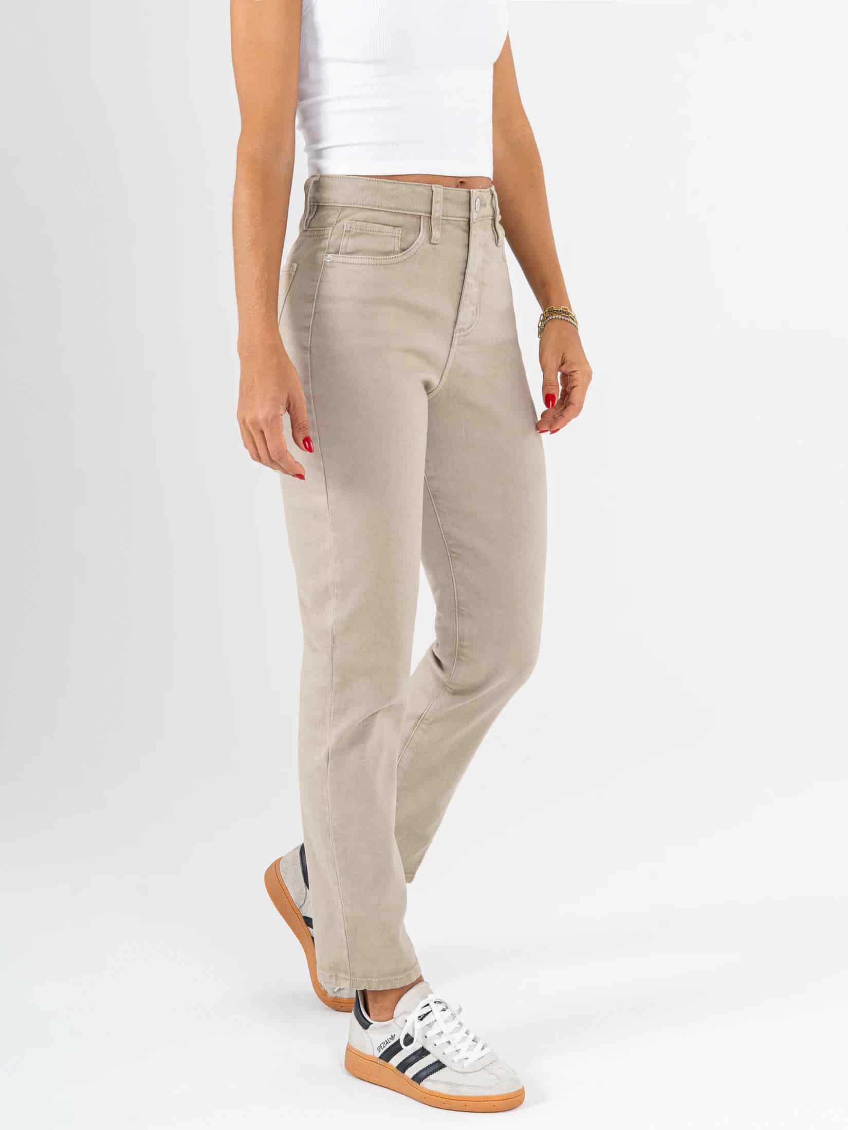 Ref: 069851 Pantalón mom fit stretch, tiro alto, tono arena. - miniatura 3