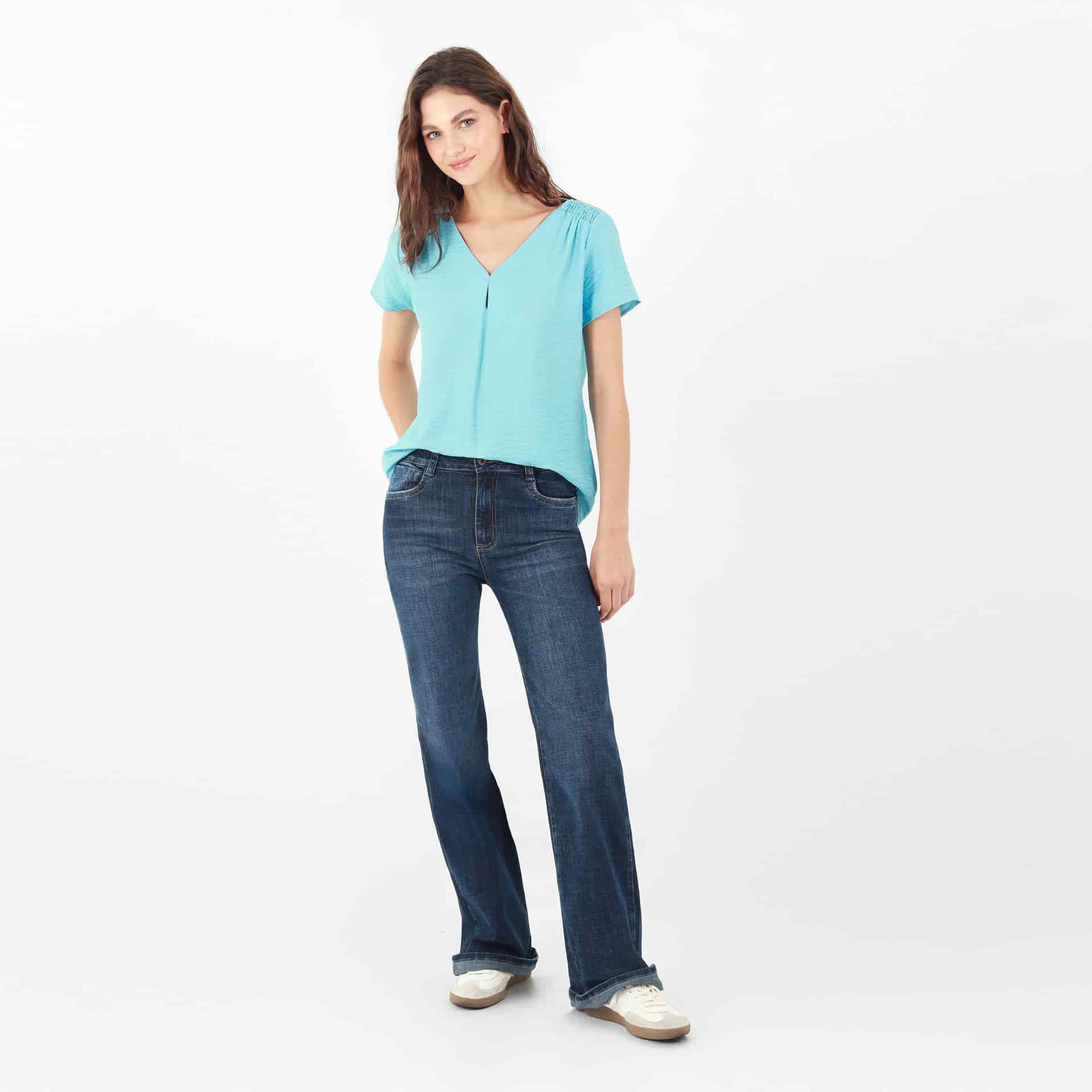 Blusa Cuello V Manga Corta - miniatura 13