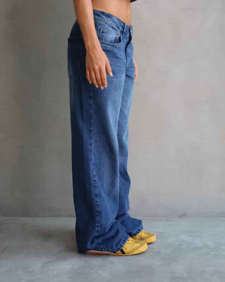JEAN LOW WIDE FIT TIRO BAJO ANCHO AZUL OSCURO - miniatura 2