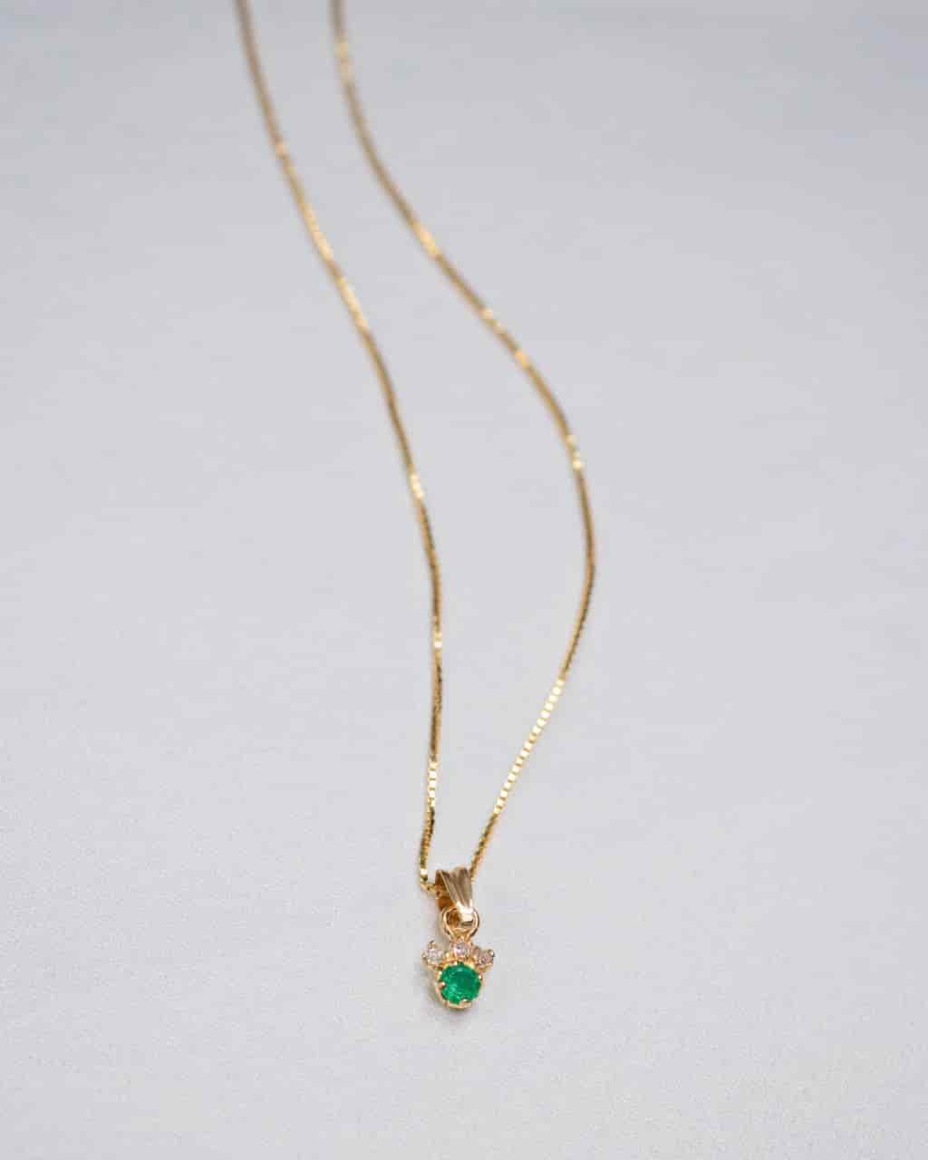 Cadena con dije Esmeralda y Diamante Oro 18k - miniatura 2