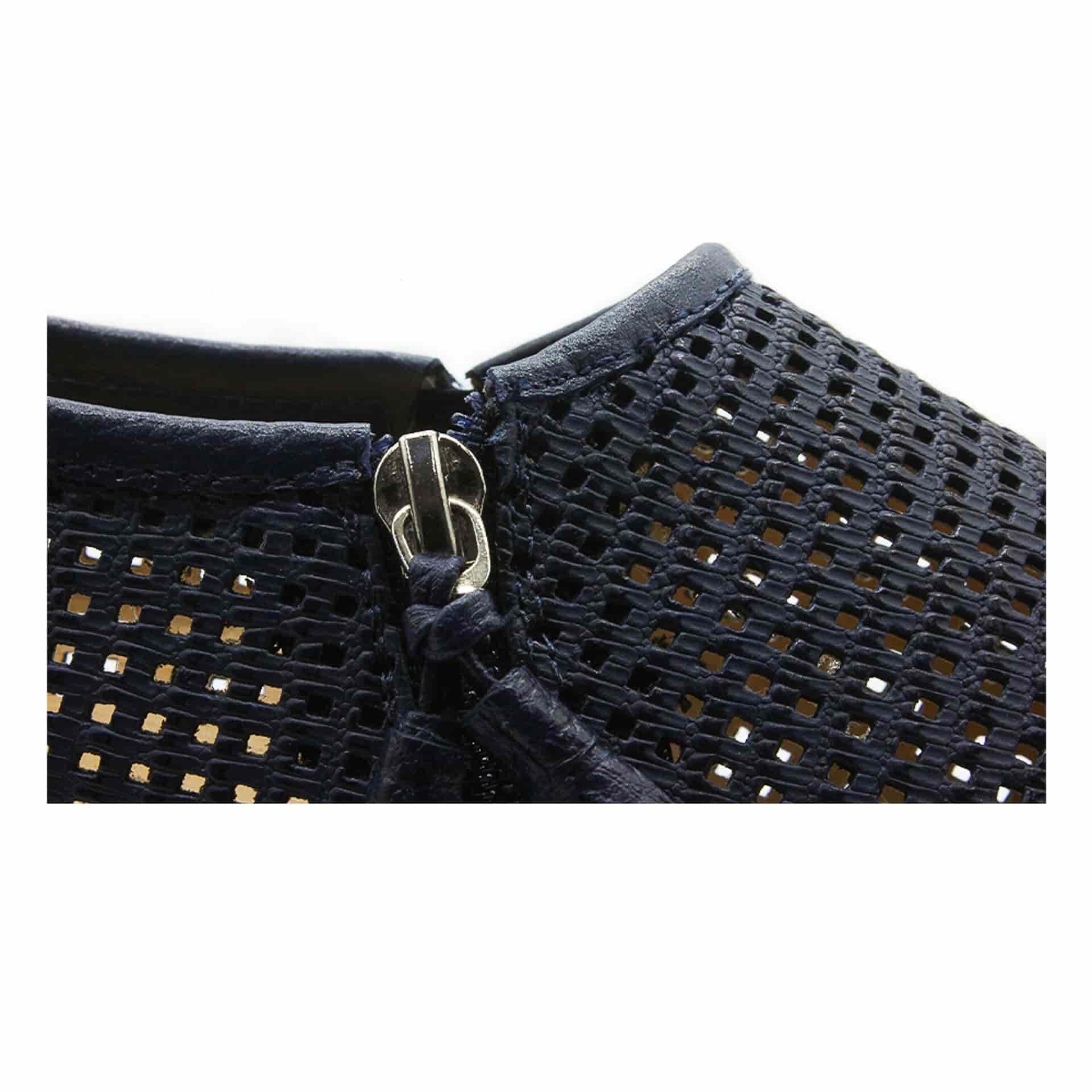 "Nicoya" Botin Tobillero de Cuero Perforado - miniatura 11