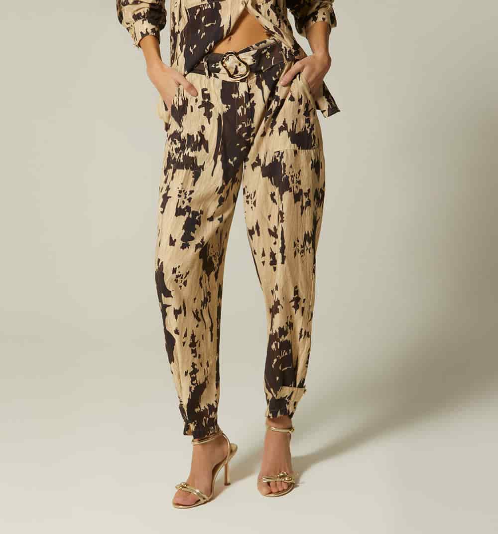 Pantalon tiro alto con cinturon - miniatura 2