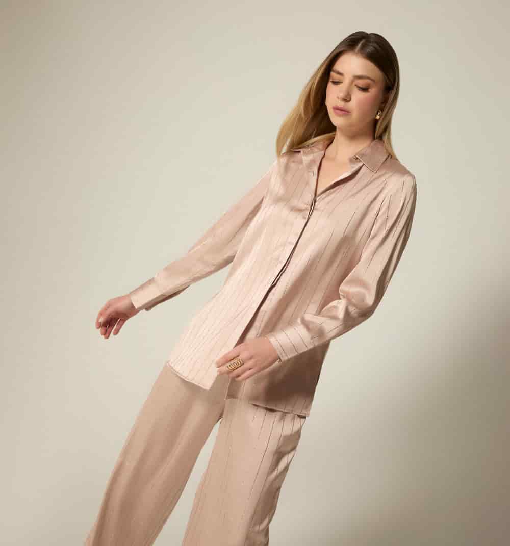 Pantalon tipopalazo con hot fix - miniatura 6