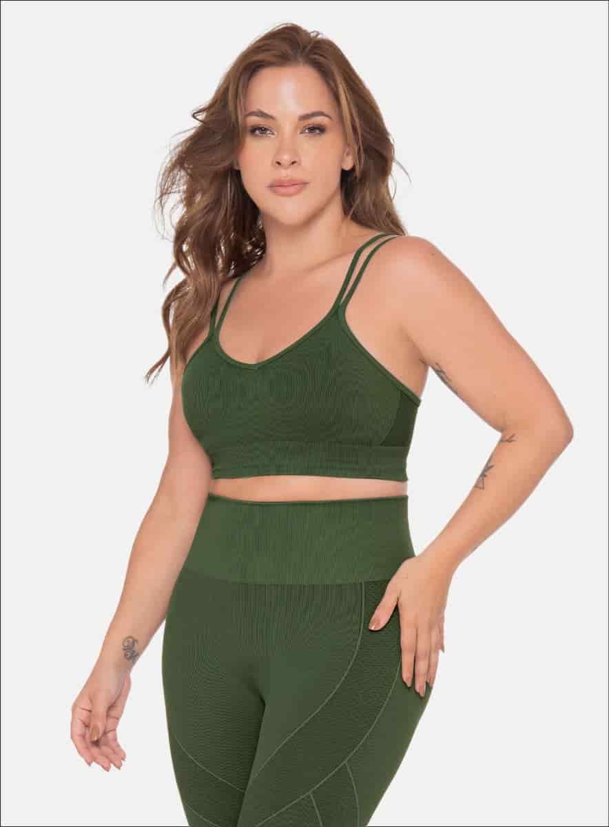 TOP DEPORTIVO SIN COSTURAS - PRECIO ESPECIAL - miniatura 1