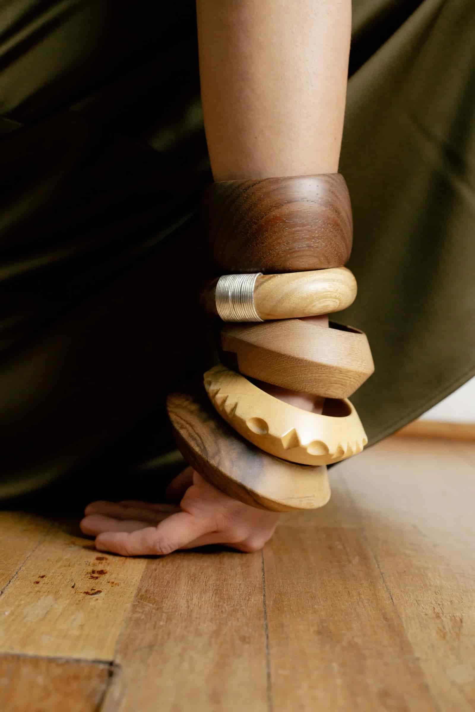 Wood Angular Bracelet - miniatura 2