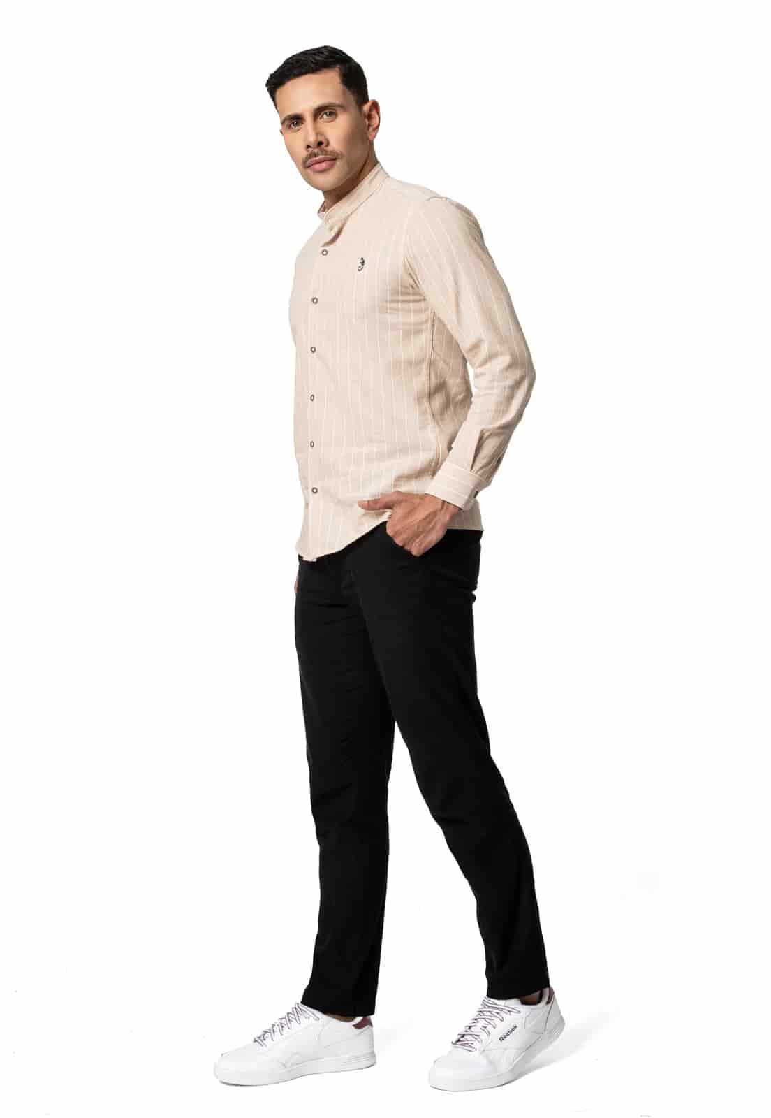 Camisa en Lino verde cuello neru a rayas - miniatura 12