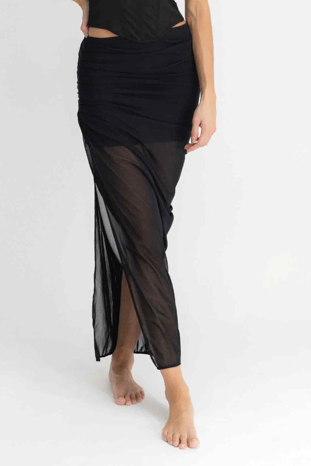 SET CROP TOP, FALDA & PANTY AISA NEGRO - miniatura 9