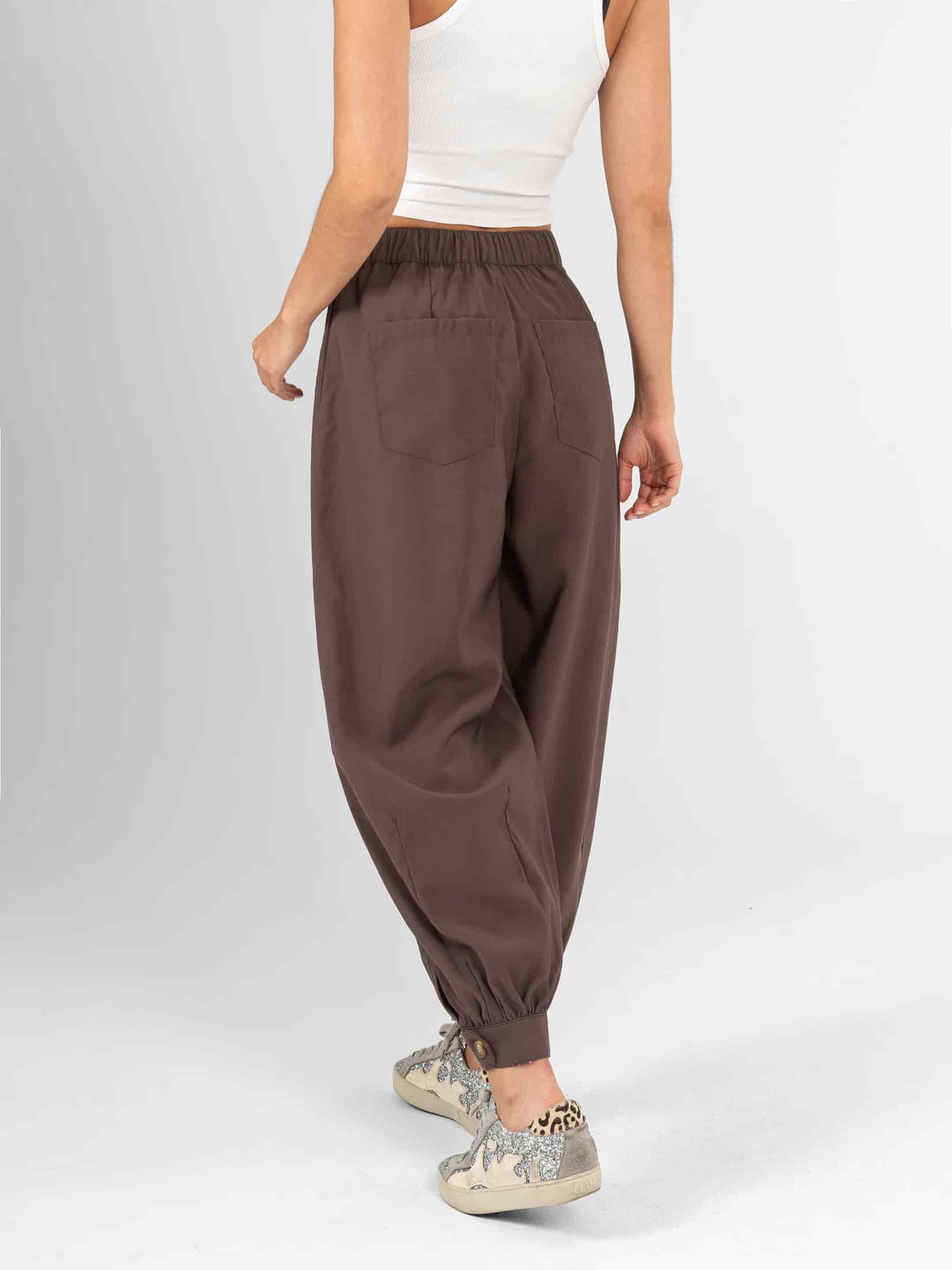 Ref: 0620540 Pantalón wide leg, tejido plano liviano, tiro alto, detalle en bota, tono café - miniatura 2