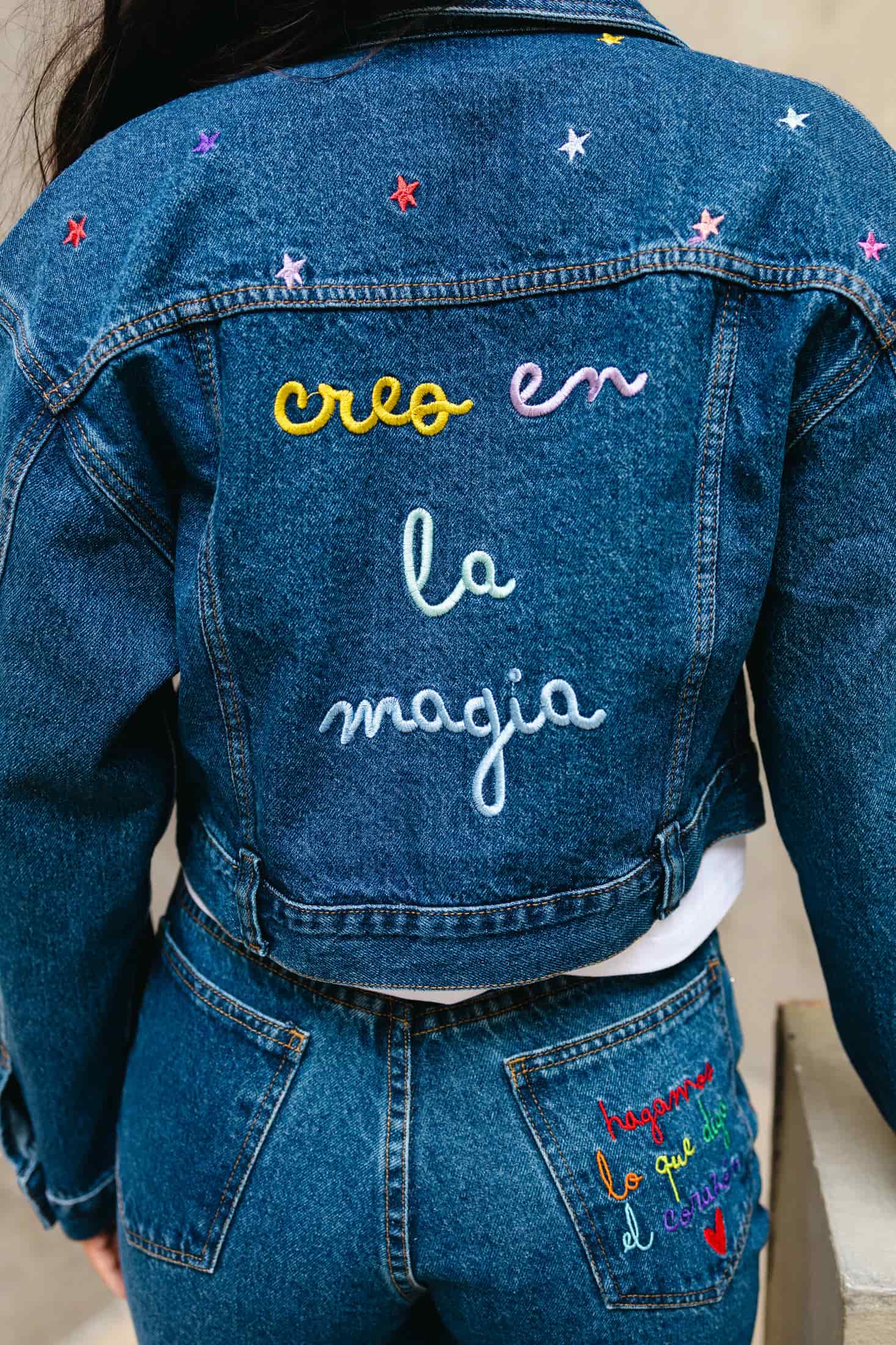 Creo En La Magia Embroidered Denim Jacket - miniatura 3