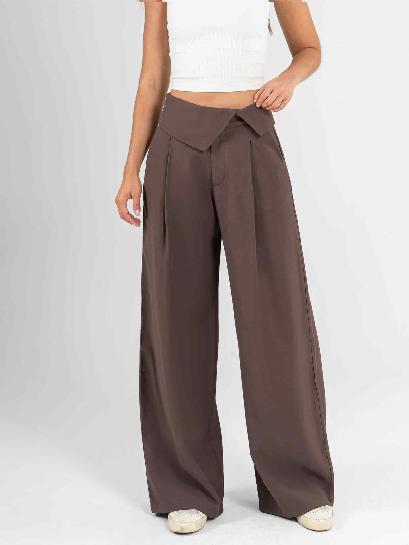 Ref: 0620558 Pantalón mom flare, prenses, detalle pretina, tono café - miniatura 1