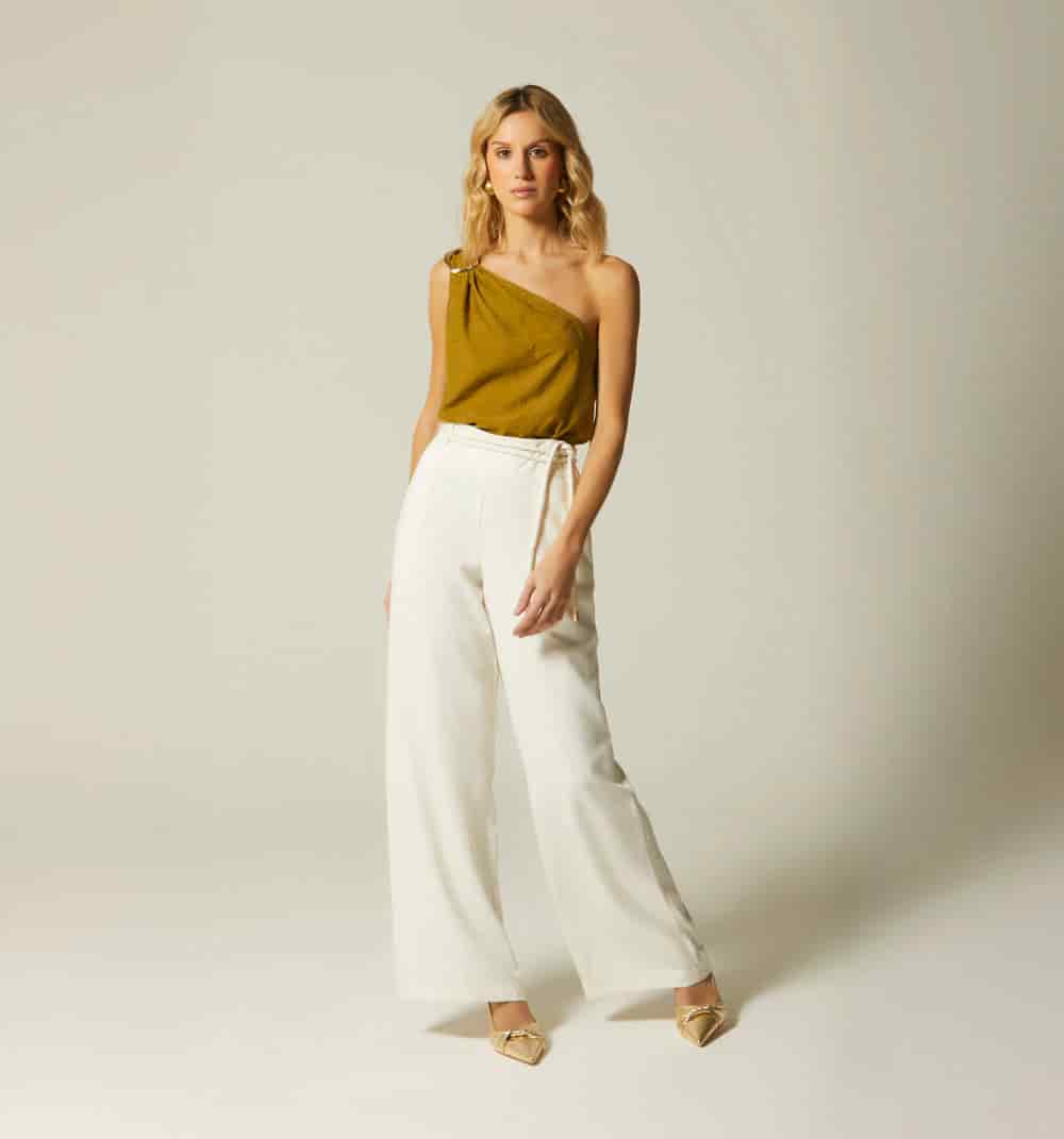 Blusa solo hombro con insumo - miniatura 1