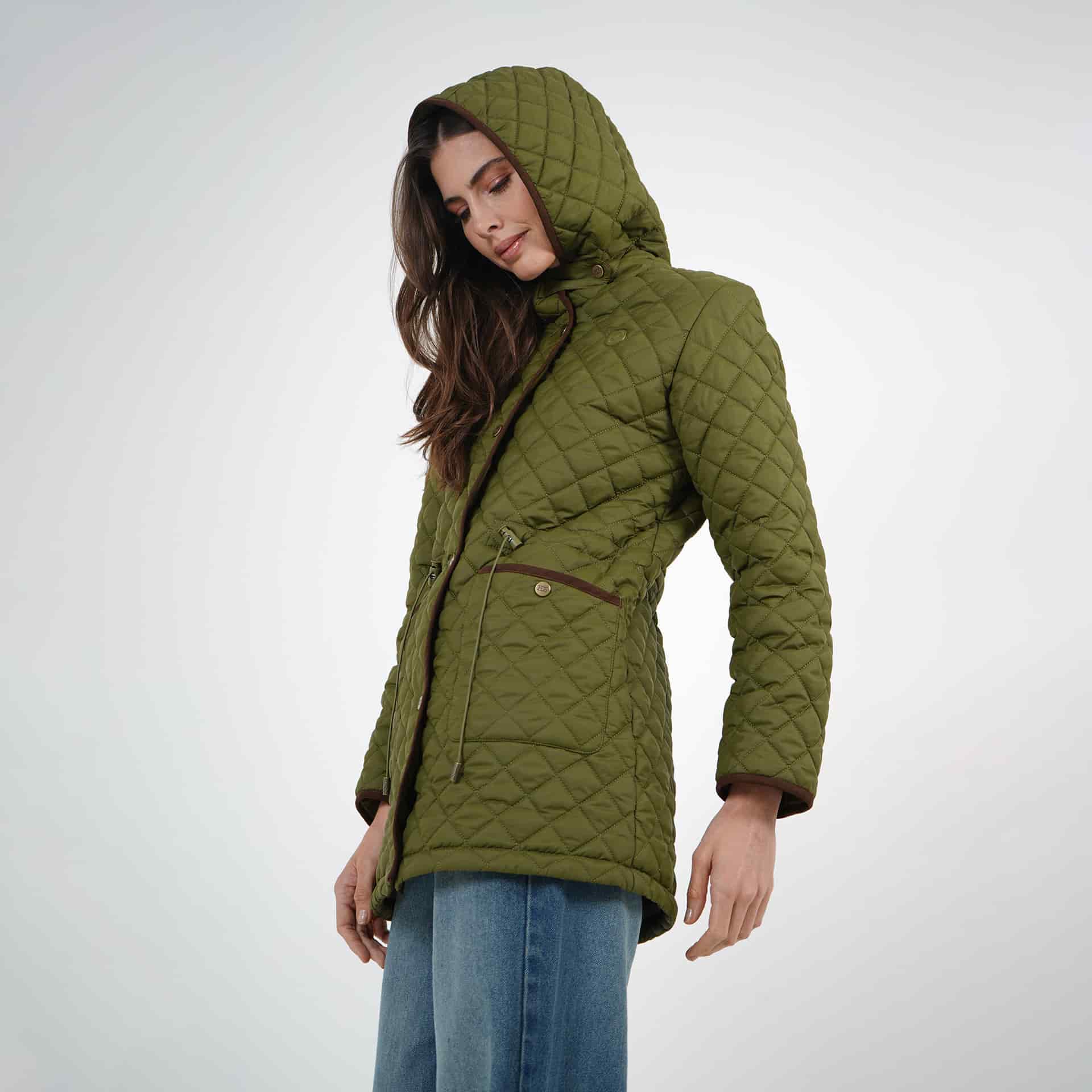 Chaqueta acolchada larga cuello alto con capucha y ajuste en cintura - miniatura 4