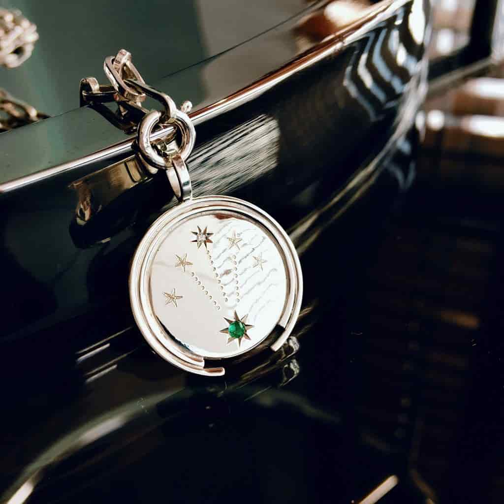 MONEDA SOHUM ESTRELLAS ESMERALDA PLATA - miniatura 1