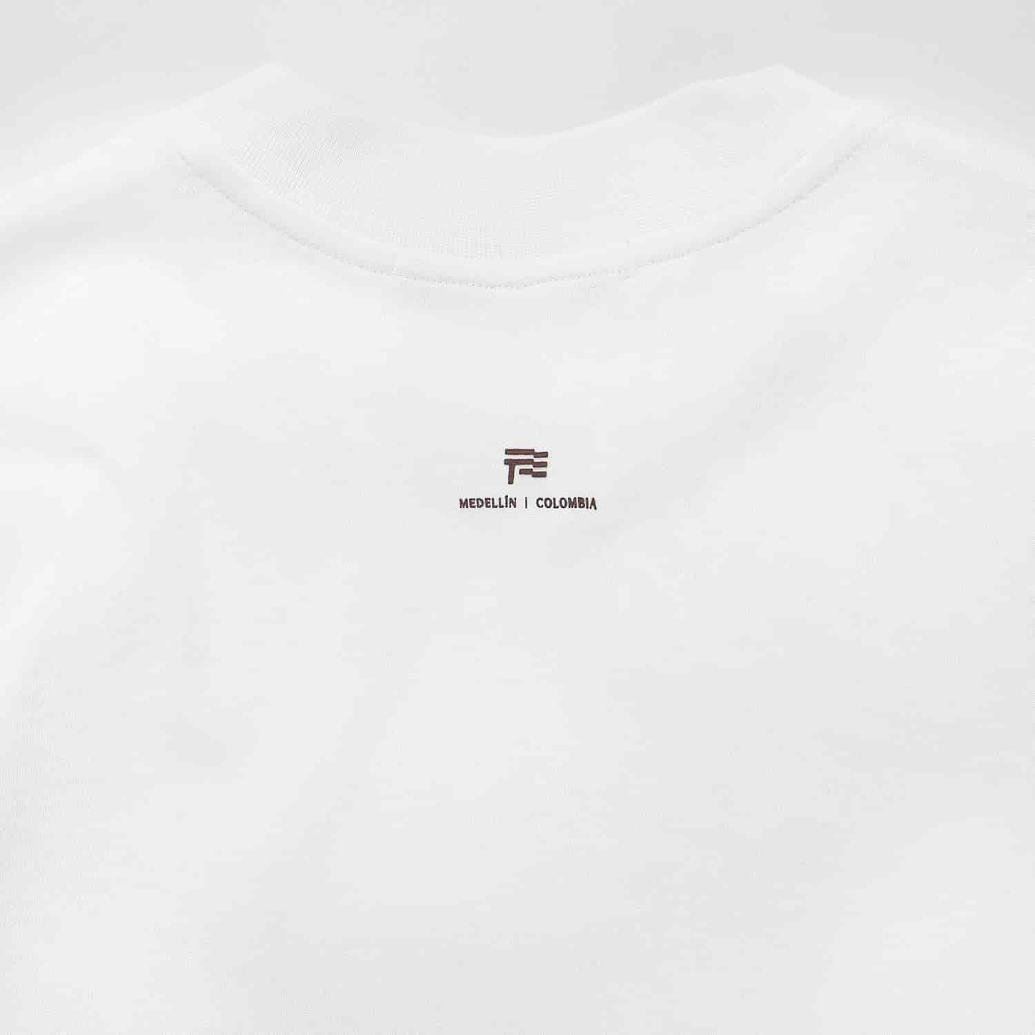 Classic T-Shirt - White - miniatura 9
