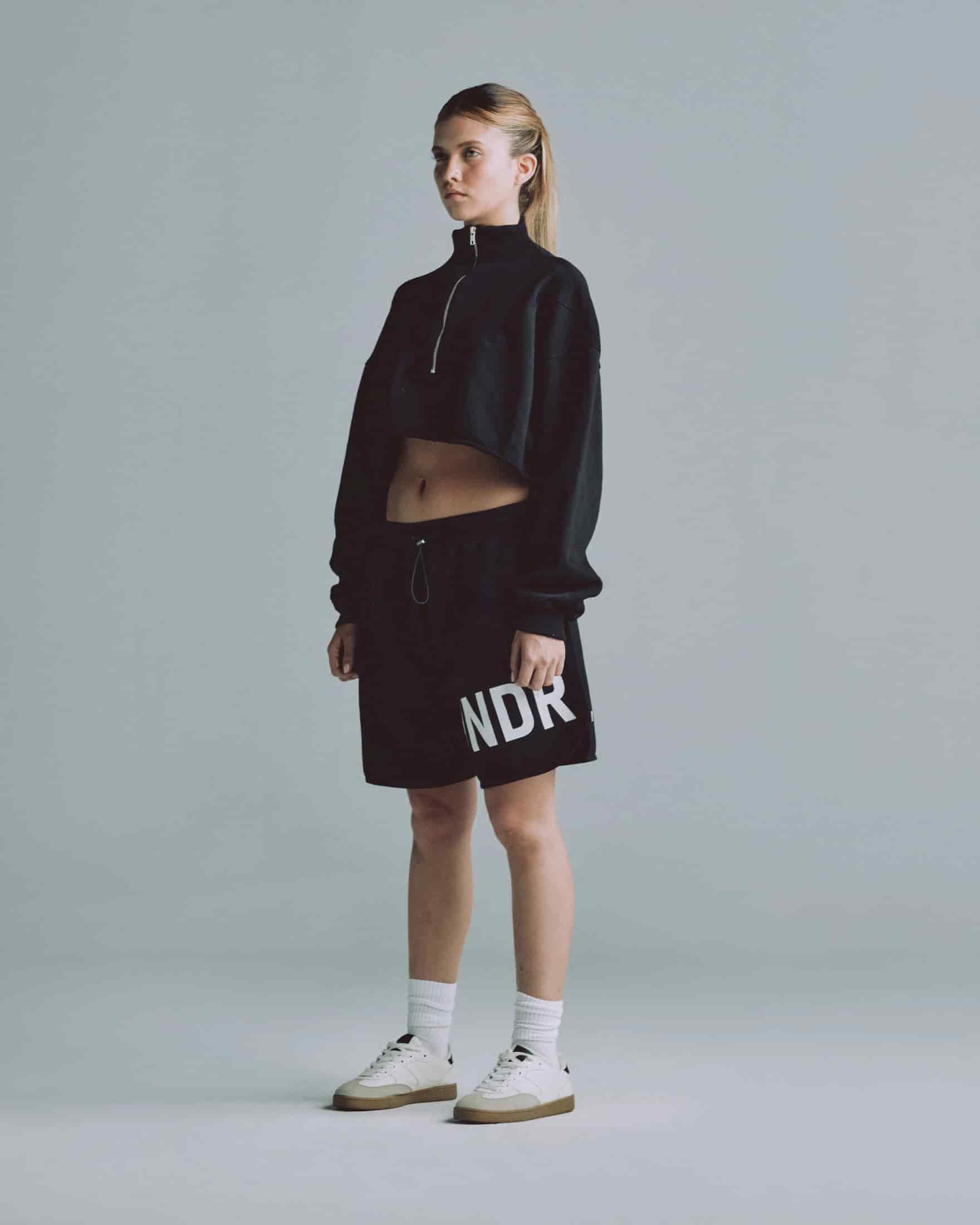 Line Logo Cropped Zip up Crewneck Black - miniatura 5