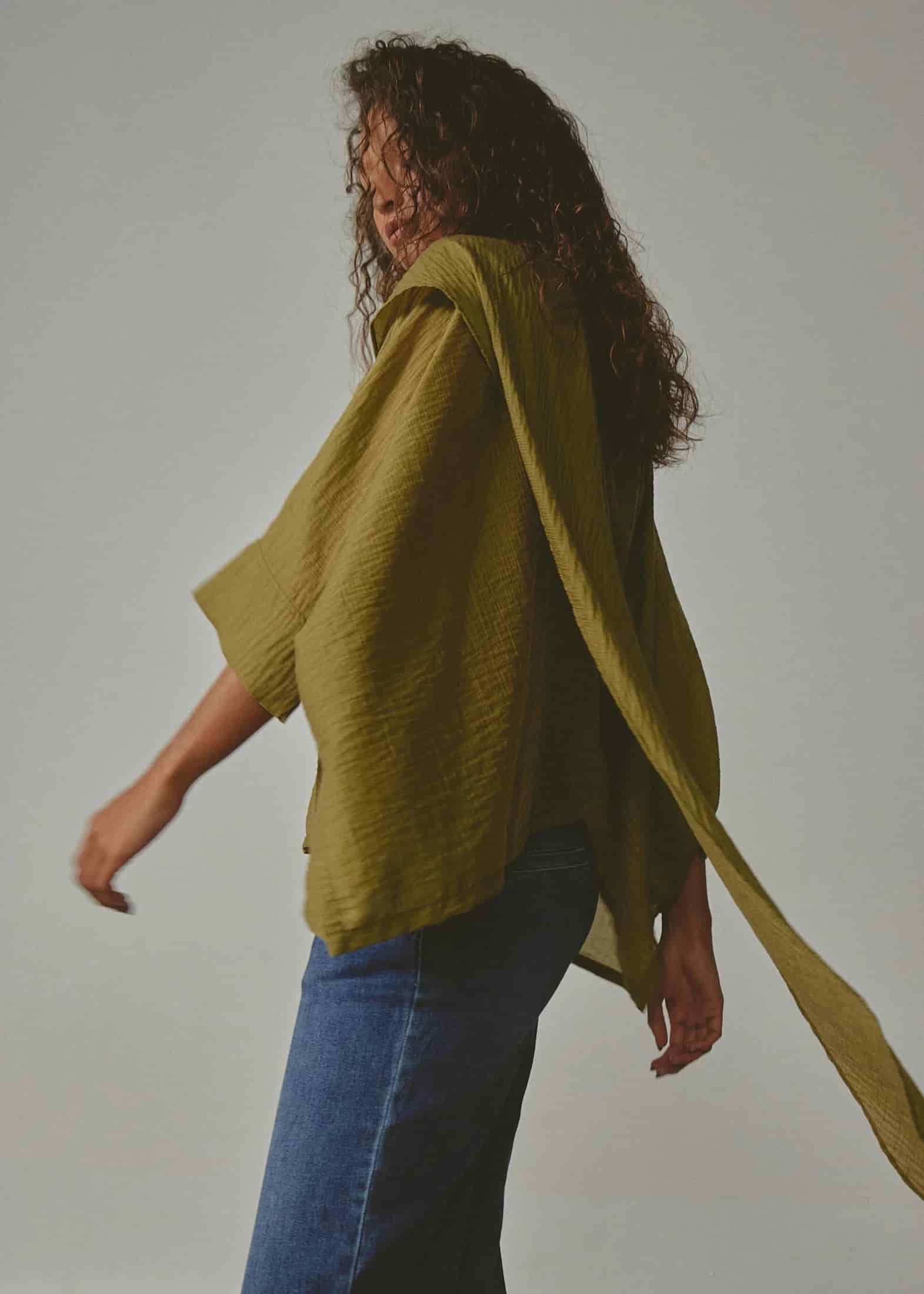 Blusa Carmesí - miniatura 2