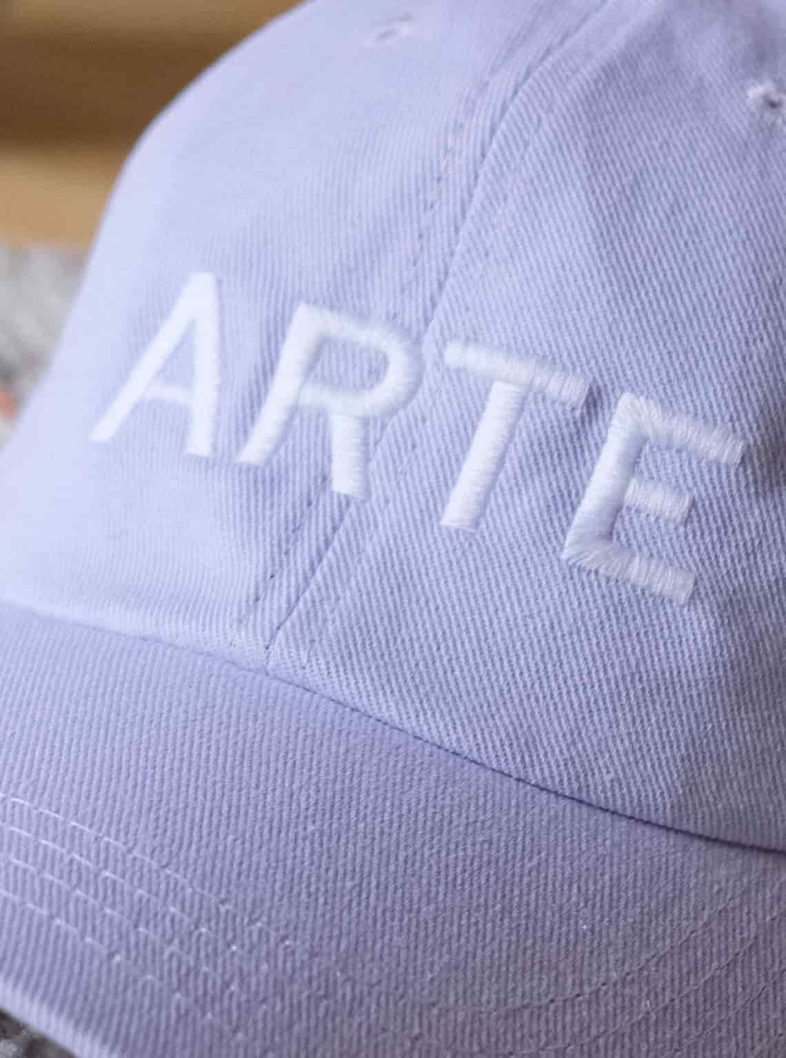 GORRA ARTE LILA - miniatura 3