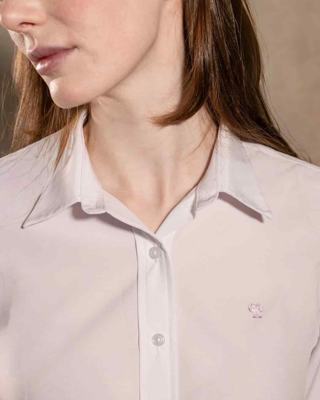 Camisa Performance Antiarrugas De Mujer Blanca - miniatura 2