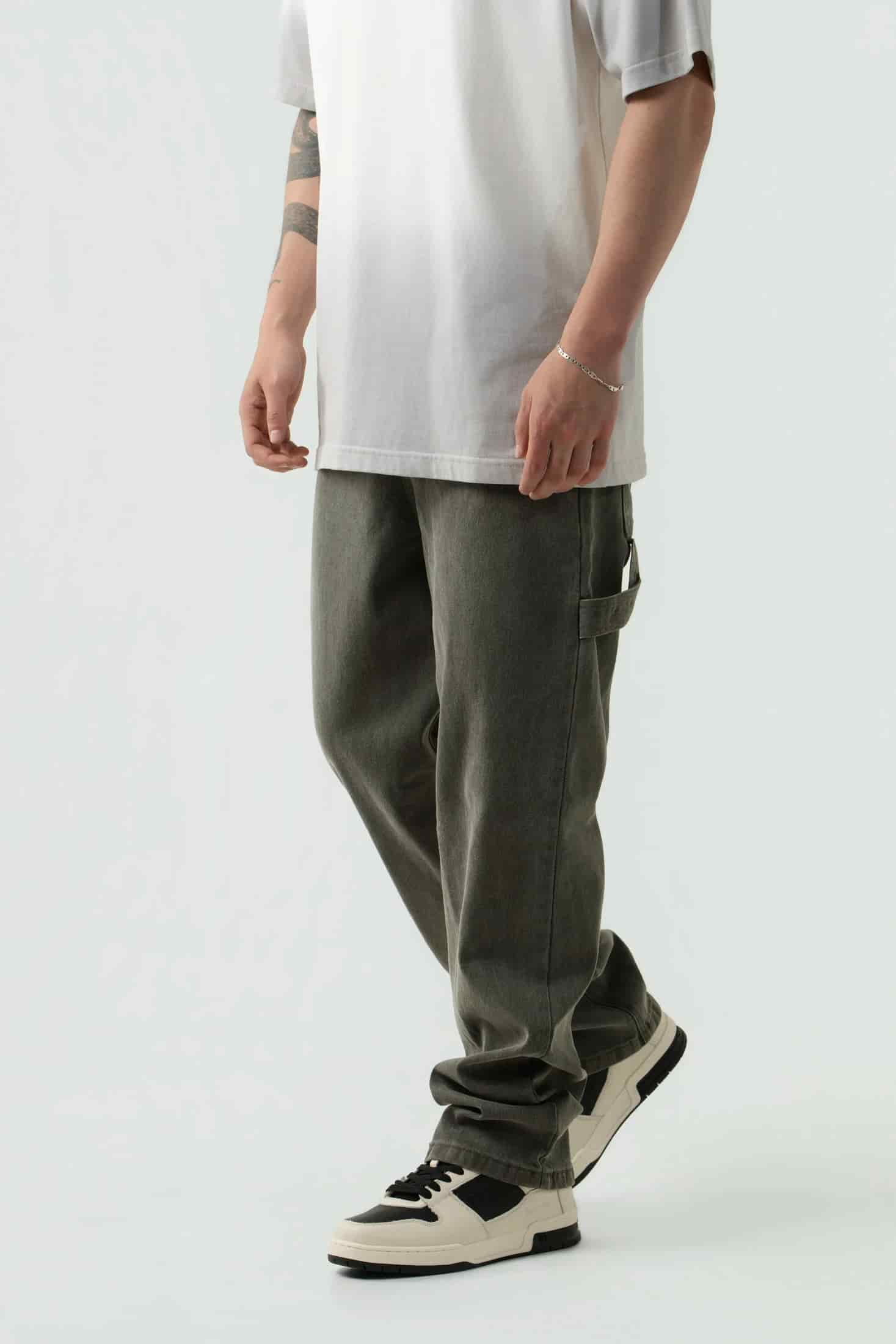 PANTALON CARGO COLOR VERDE MILITAR - miniatura 3
