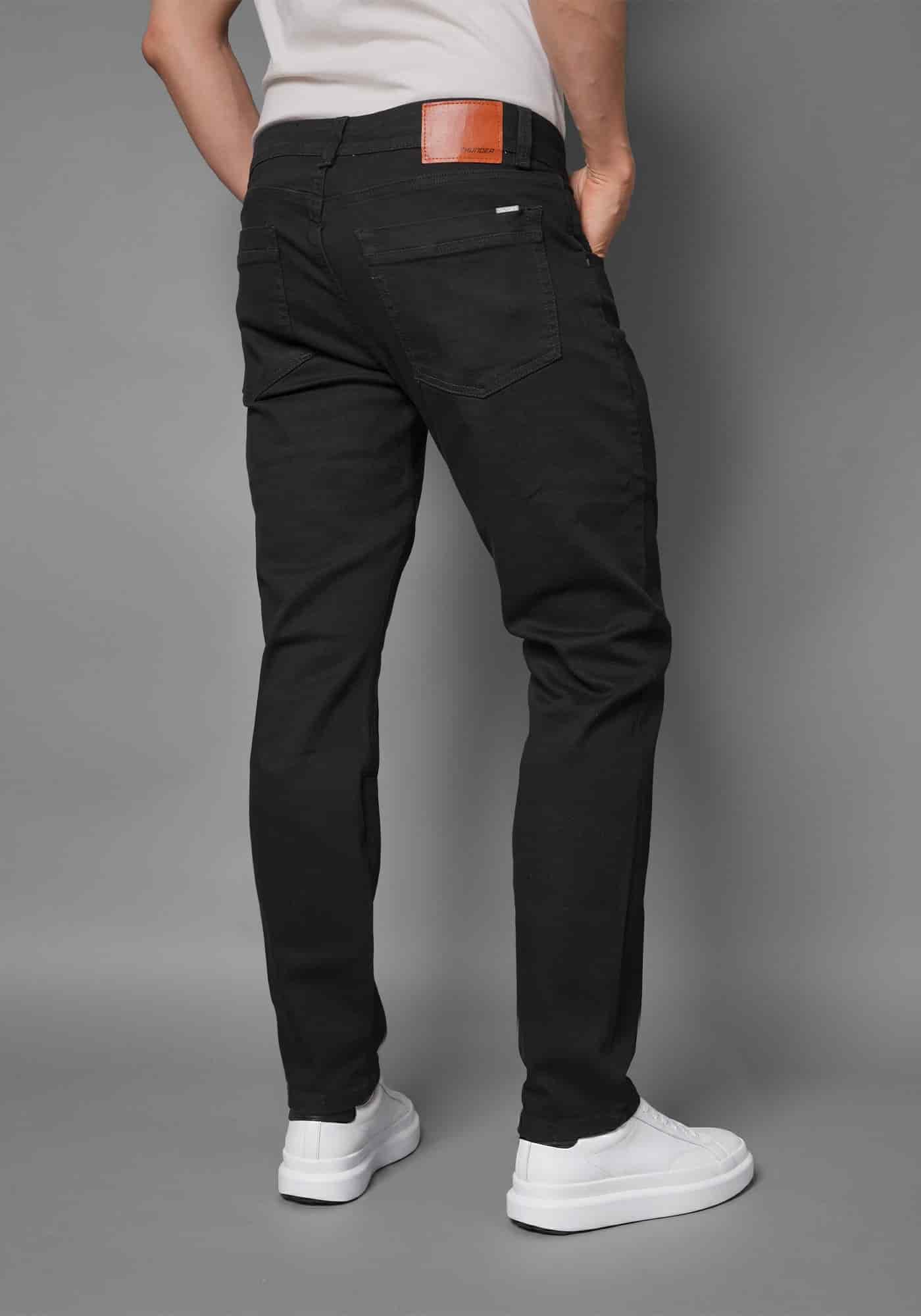 Jean para Hombre en Color Negro Mate Thunder - miniatura 3