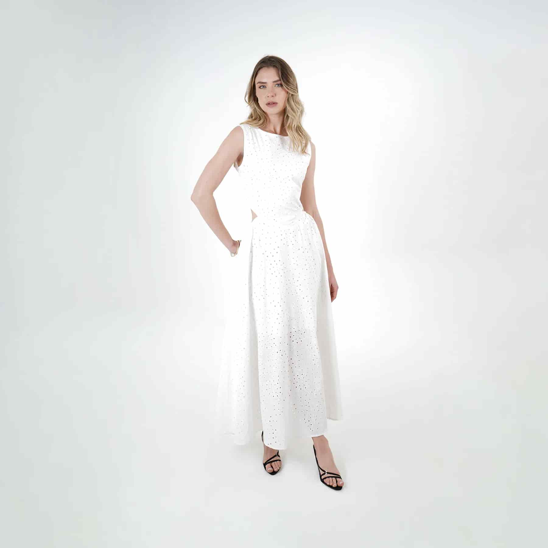 Vestido Ojalillo Largo Elegante - miniatura 1