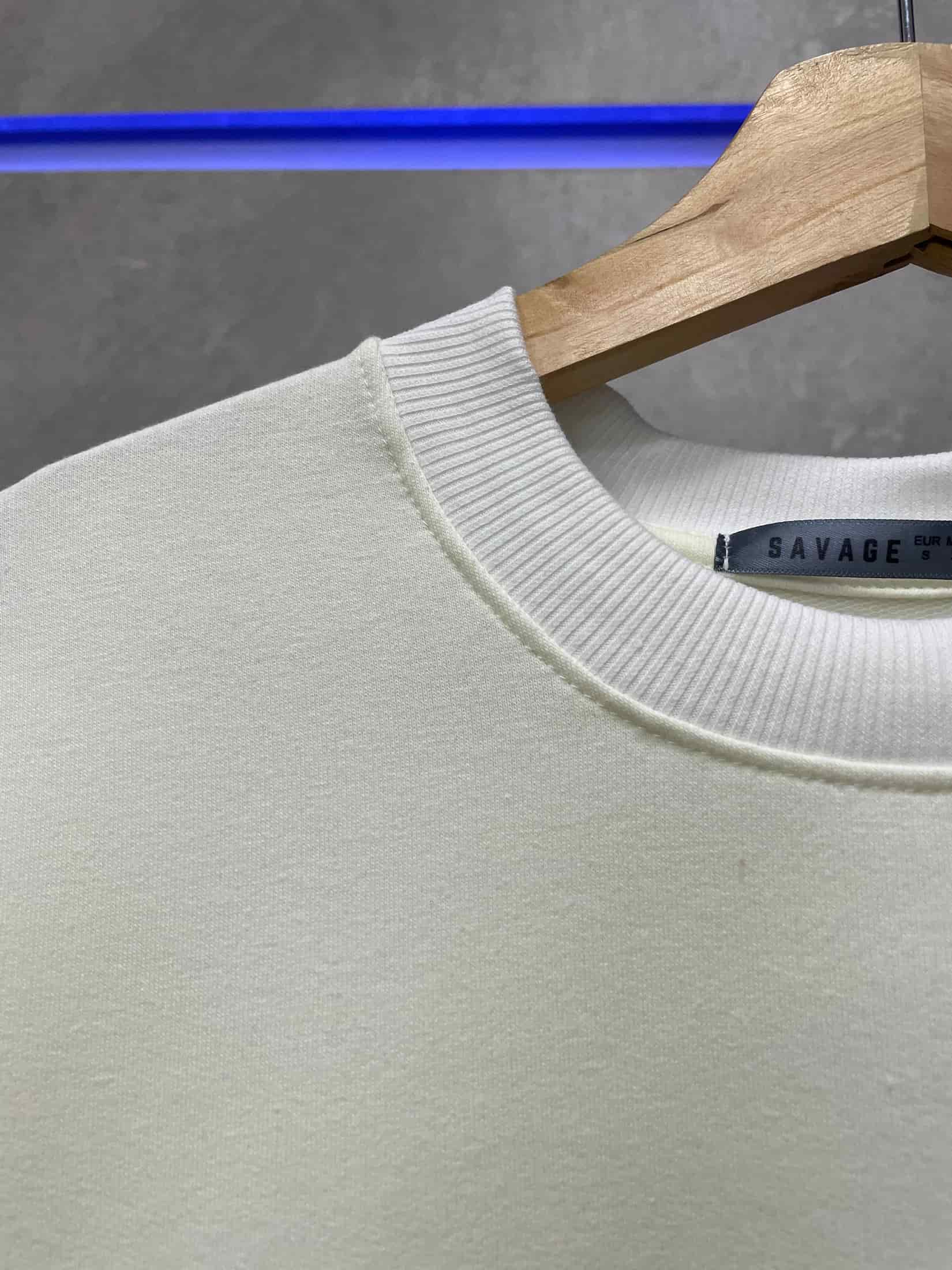 CAMISETA BEIGE OVERSIZE SVG 13837 - miniatura 6