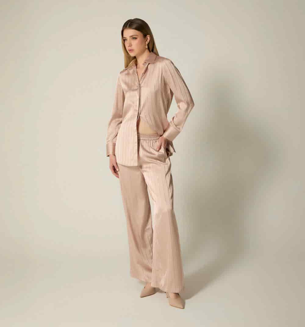 Pantalon tipopalazo con hot fix - miniatura 9