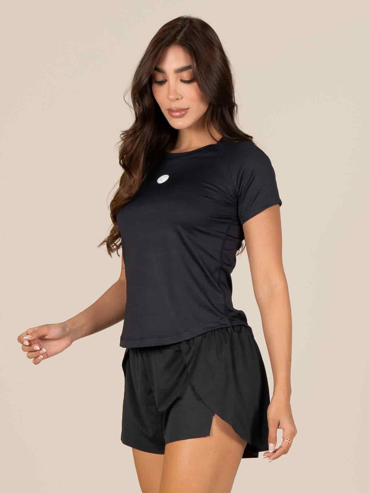 Camiseta clarice supra negra - miniatura 4