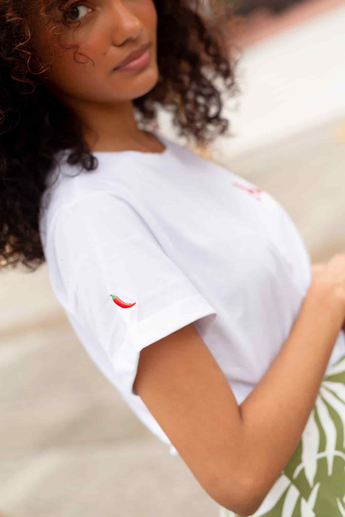 Ají Embroidered Oversized Tee - miniatura 3