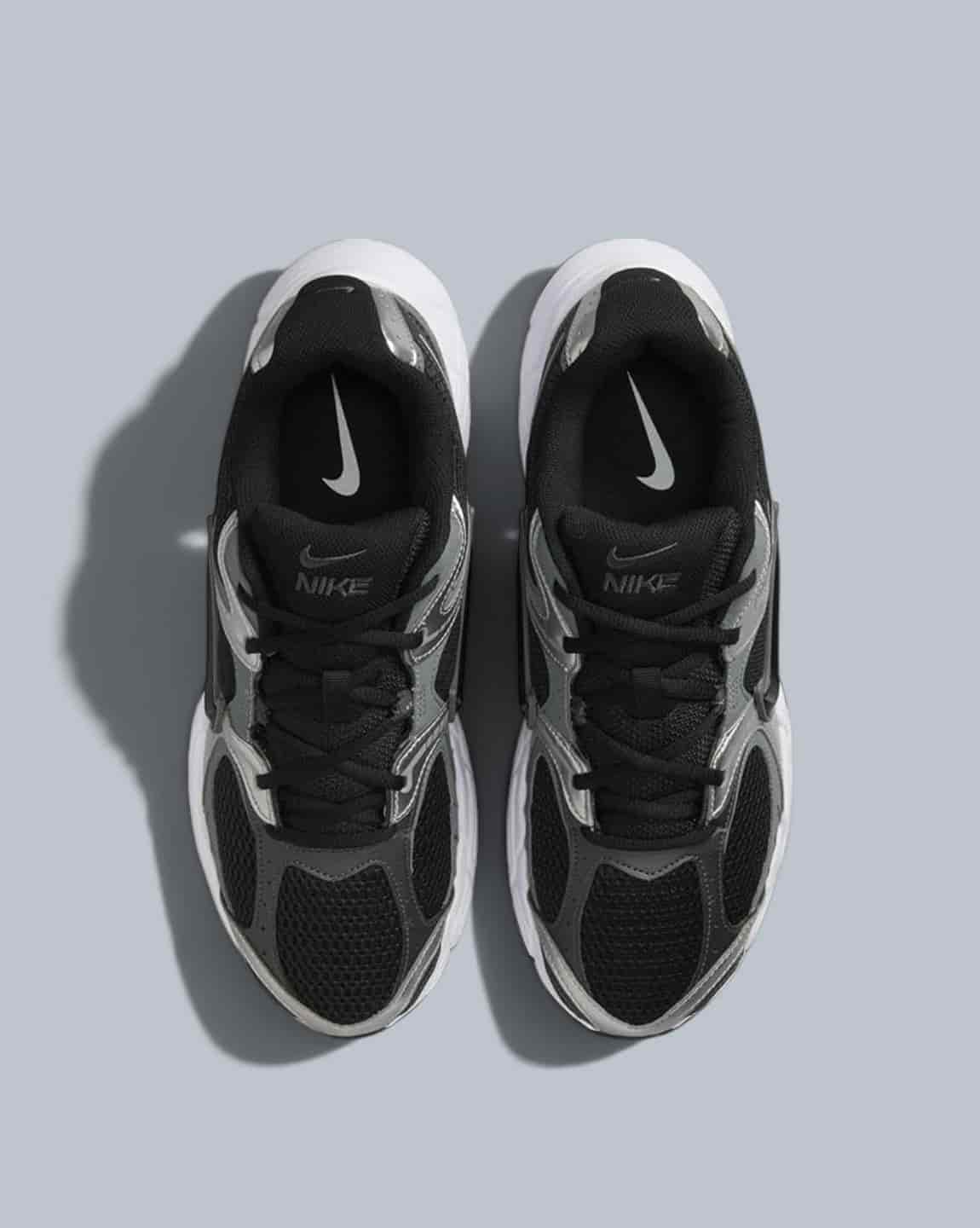 TENIS HOMBRE V5 RNR NEGRO/GRIS NIKE - miniatura 5