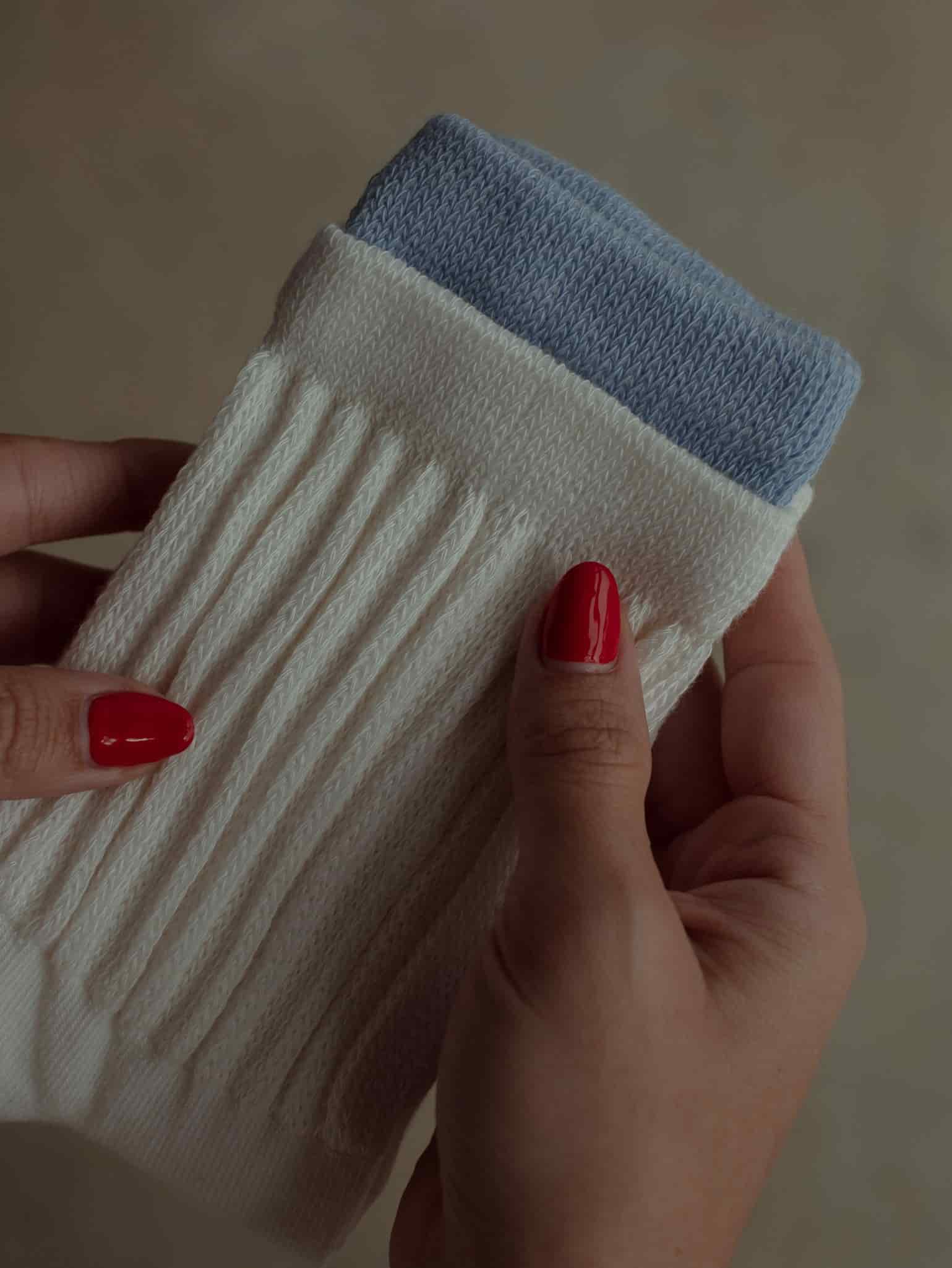 MIDI LAYERING SOCKS - SOFT WHITE & BABY BLUE - miniatura 7