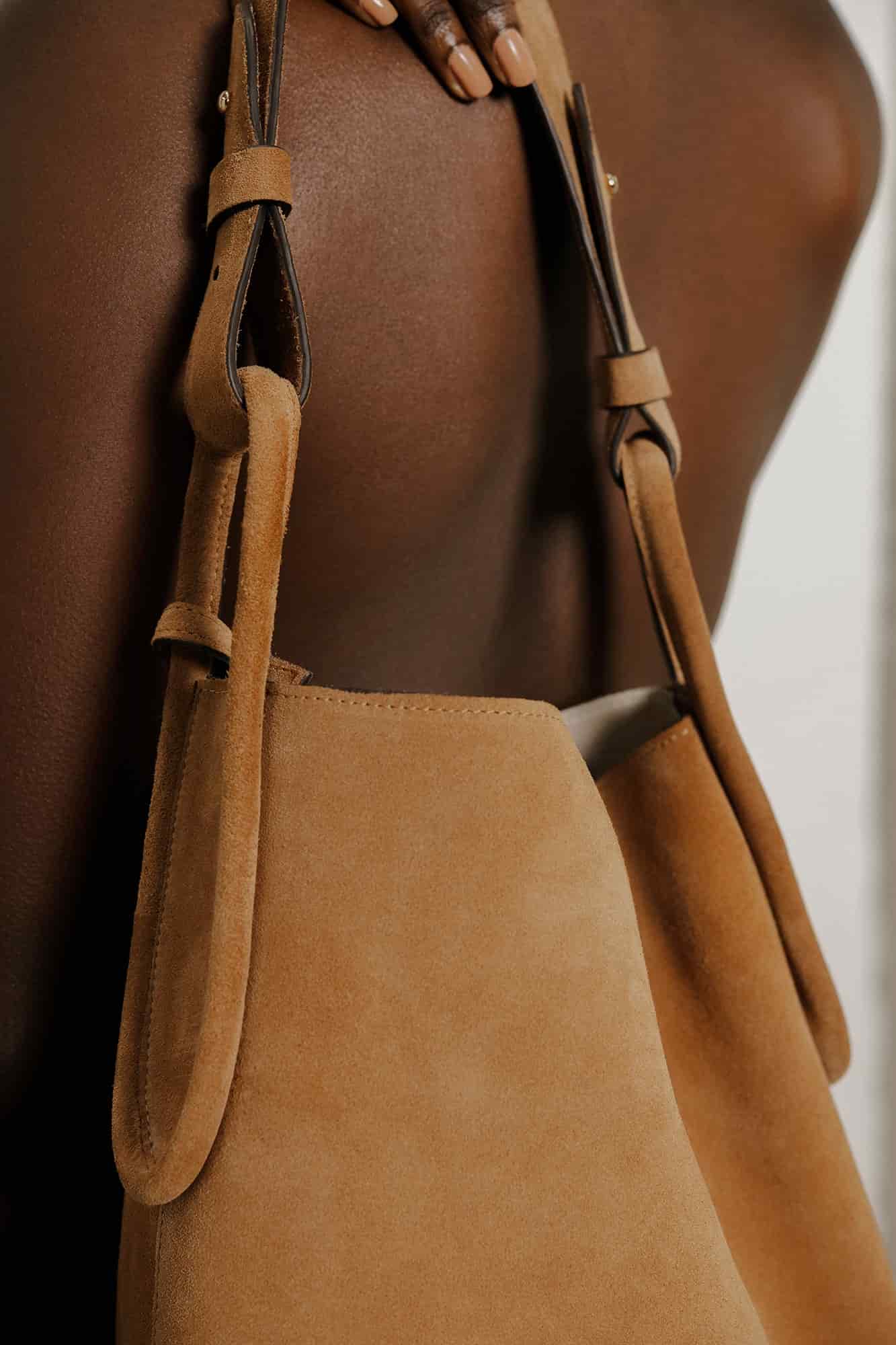 Pre-Orden Tierralta Tote Suede Toffee - miniatura 2