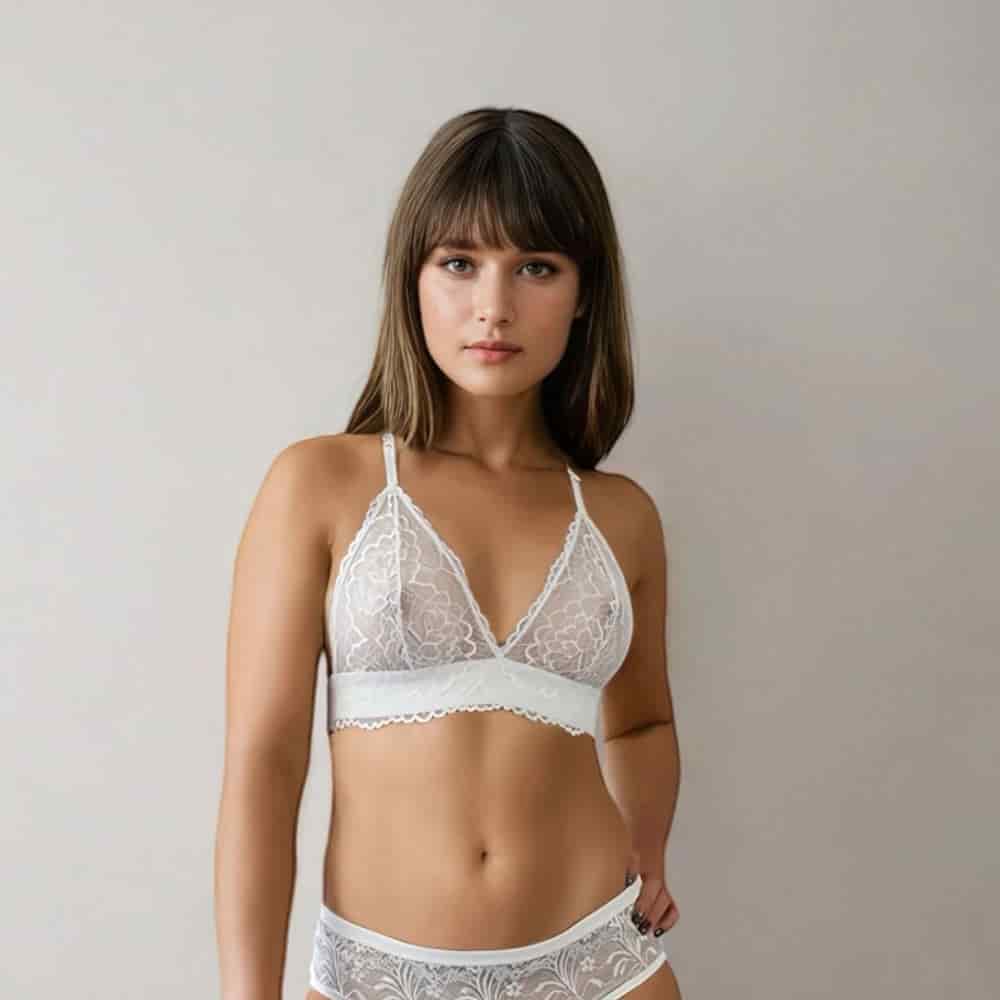Bralette Triangular en Transparencia Lujo Nocturno. - miniatura 3