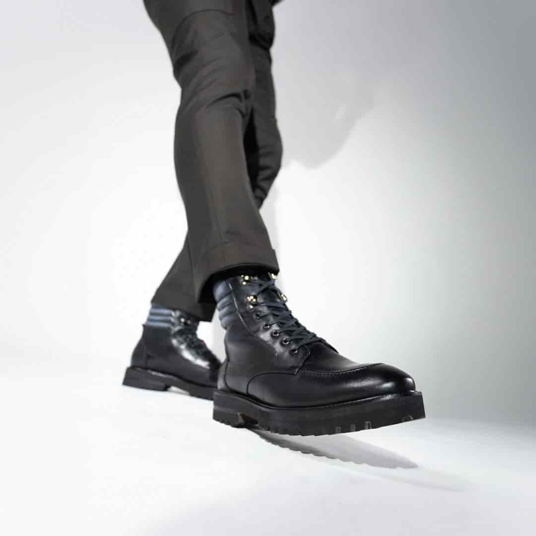 Bota Rocco Negro-Gris Suela Ultraliviana - miniatura 3