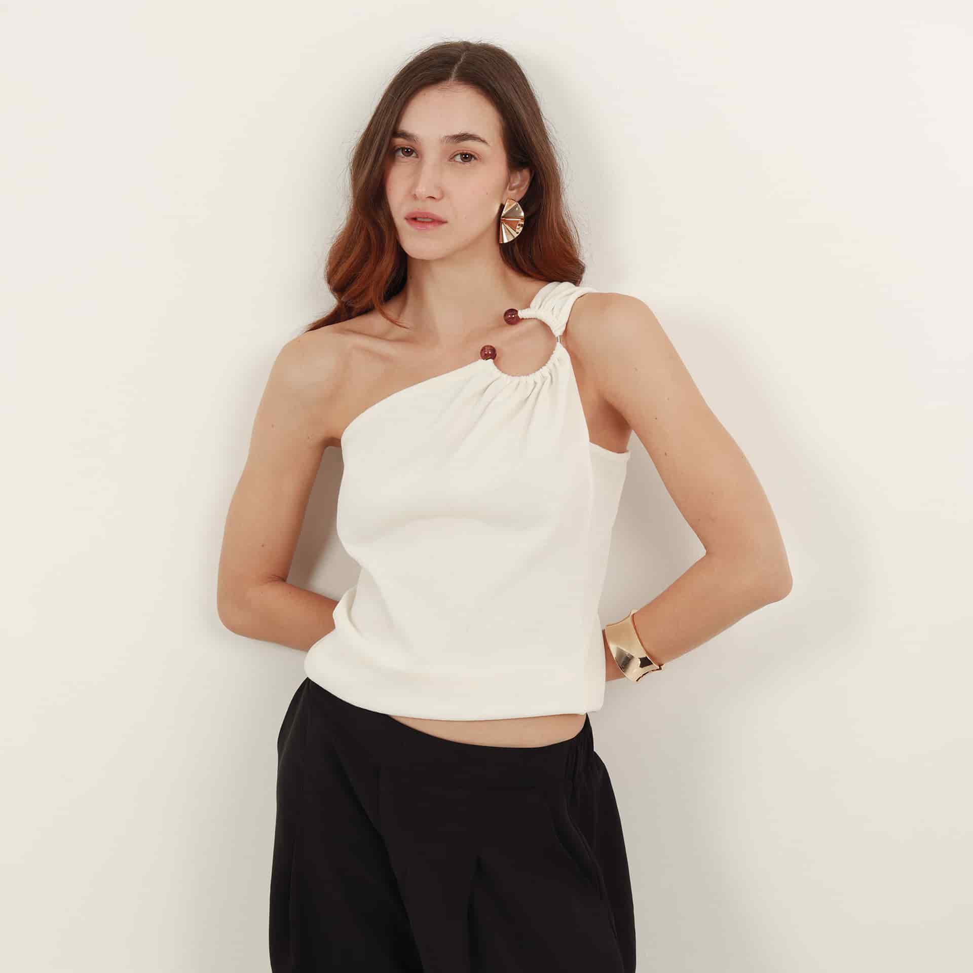 Blusa top tejido cuello asimétrico con hombro descubierto - miniatura 6