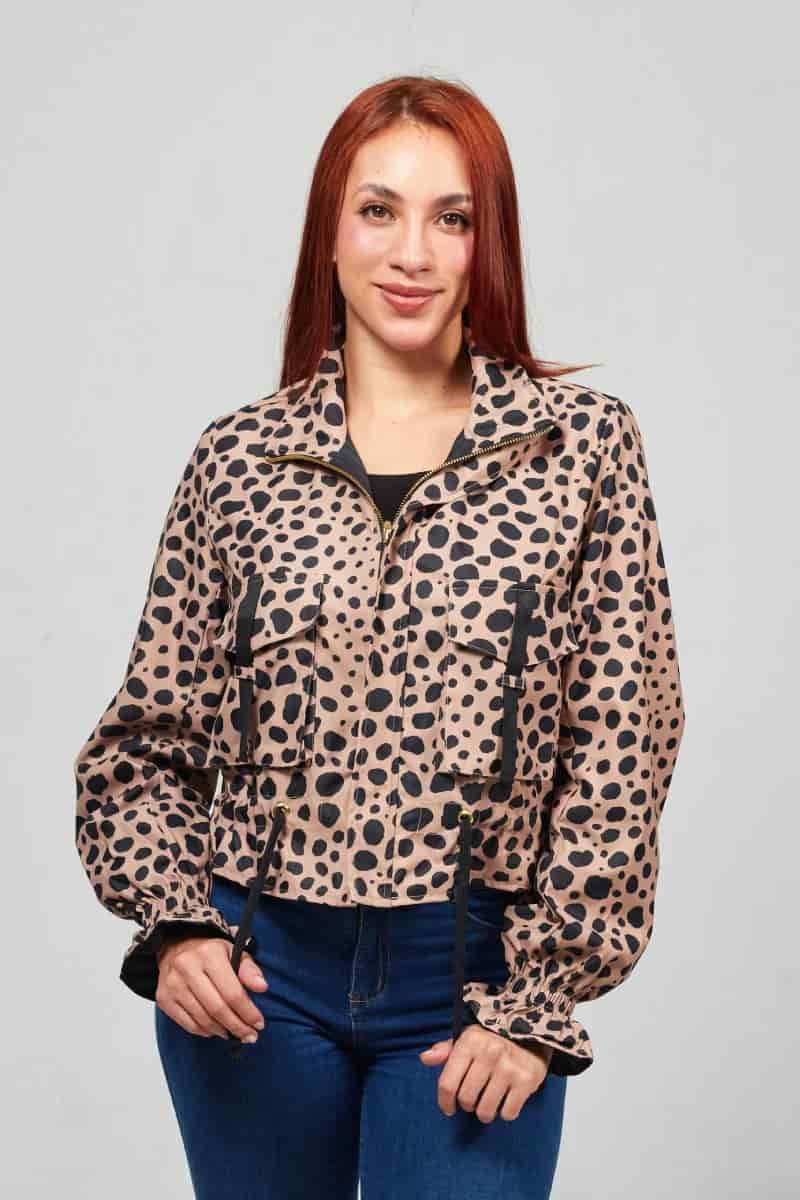 Chaqueta Corta Estampada Animal Print - miniatura 12