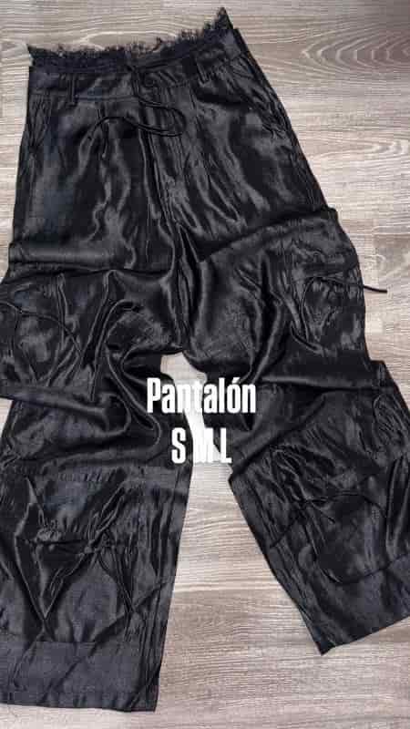 PANTALON NEGRO CARGO MOCHY - miniatura 2