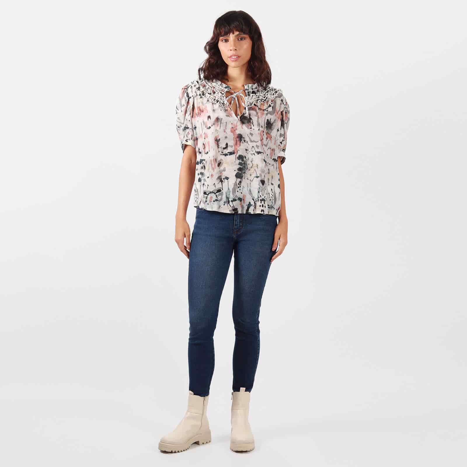 Blusa Cuello Arandela Manga Corta - miniatura 2