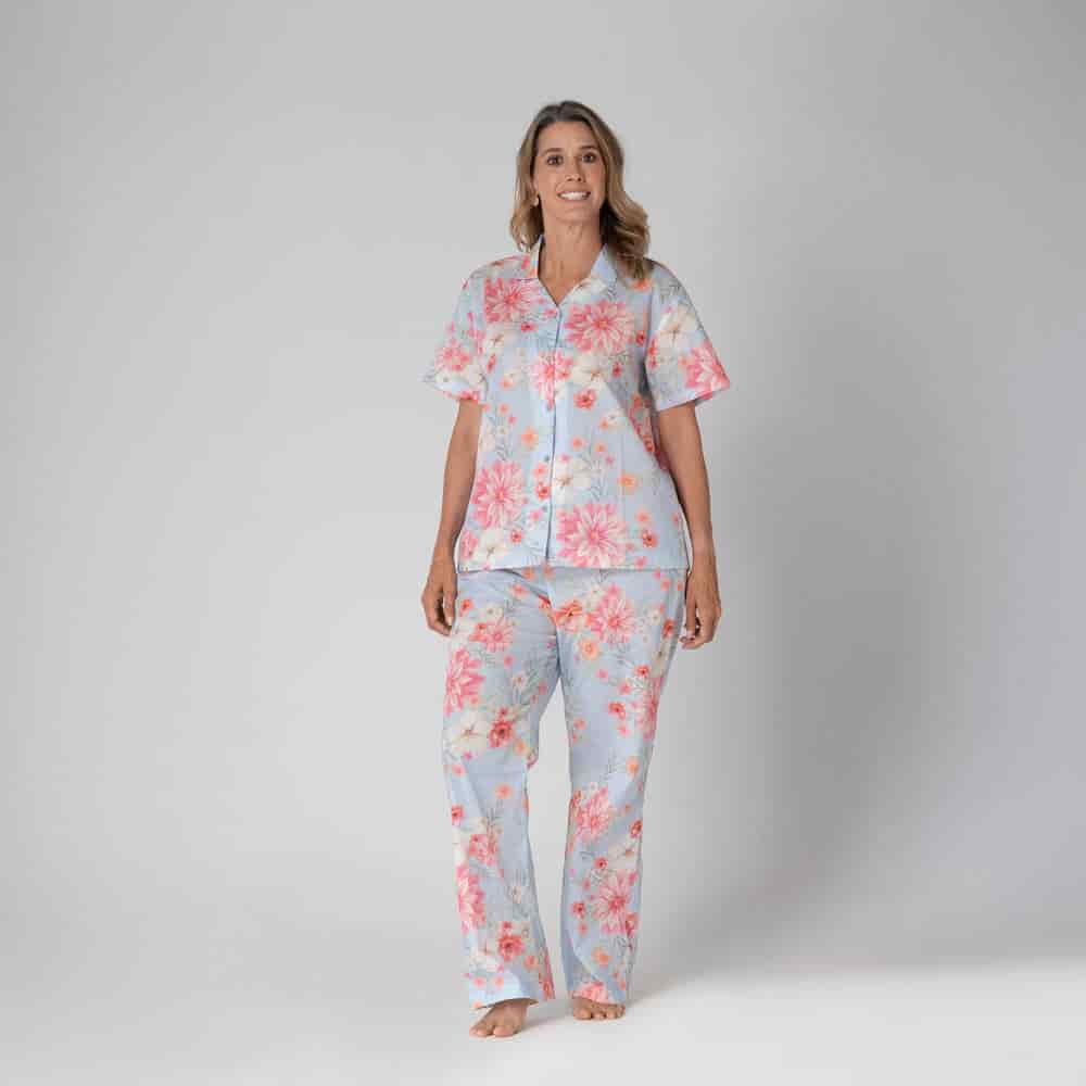 Conjunto de Pijama Pantalón Largo Flores. - miniatura 1